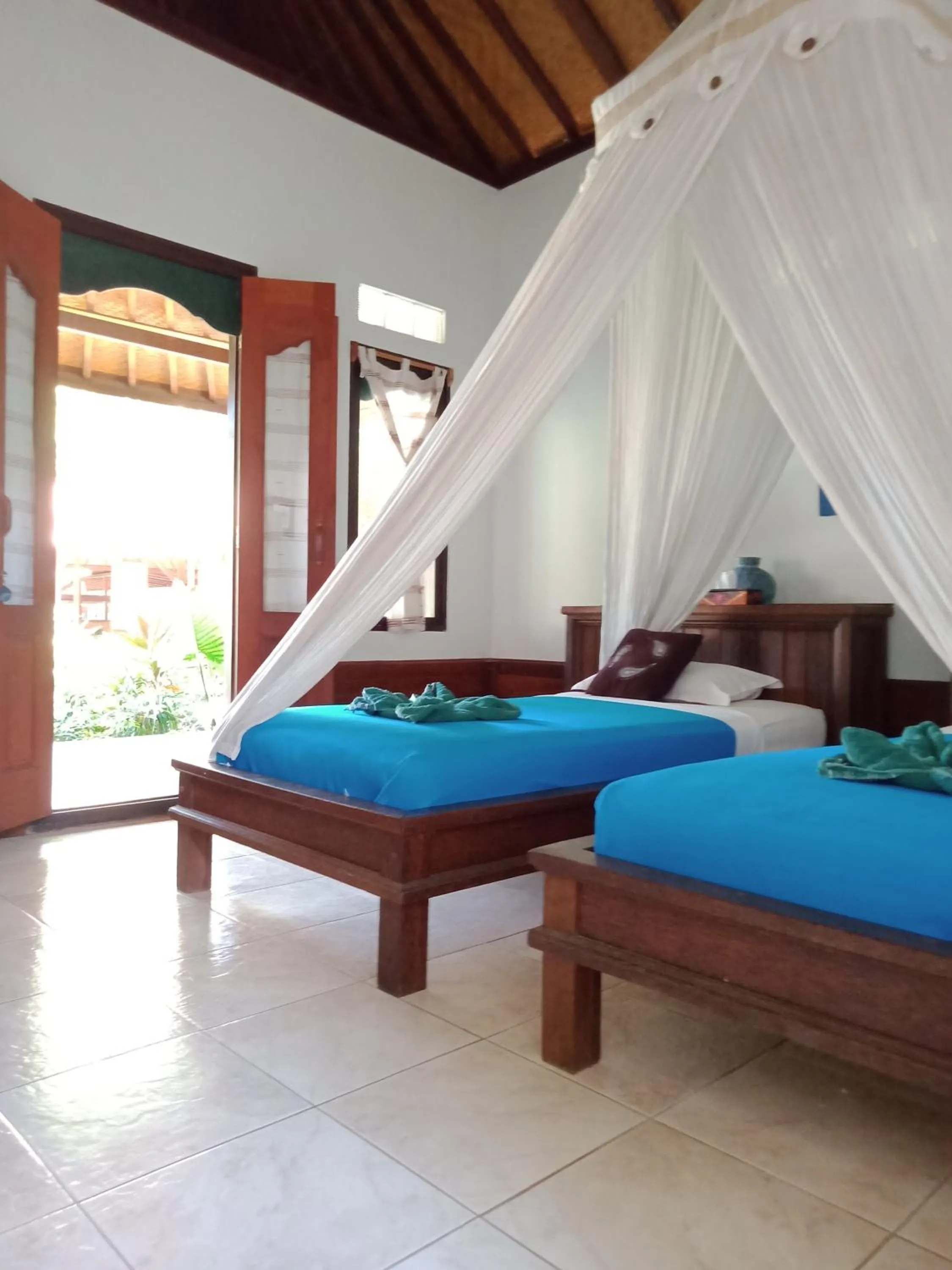 Reef Seen Divers' Resort