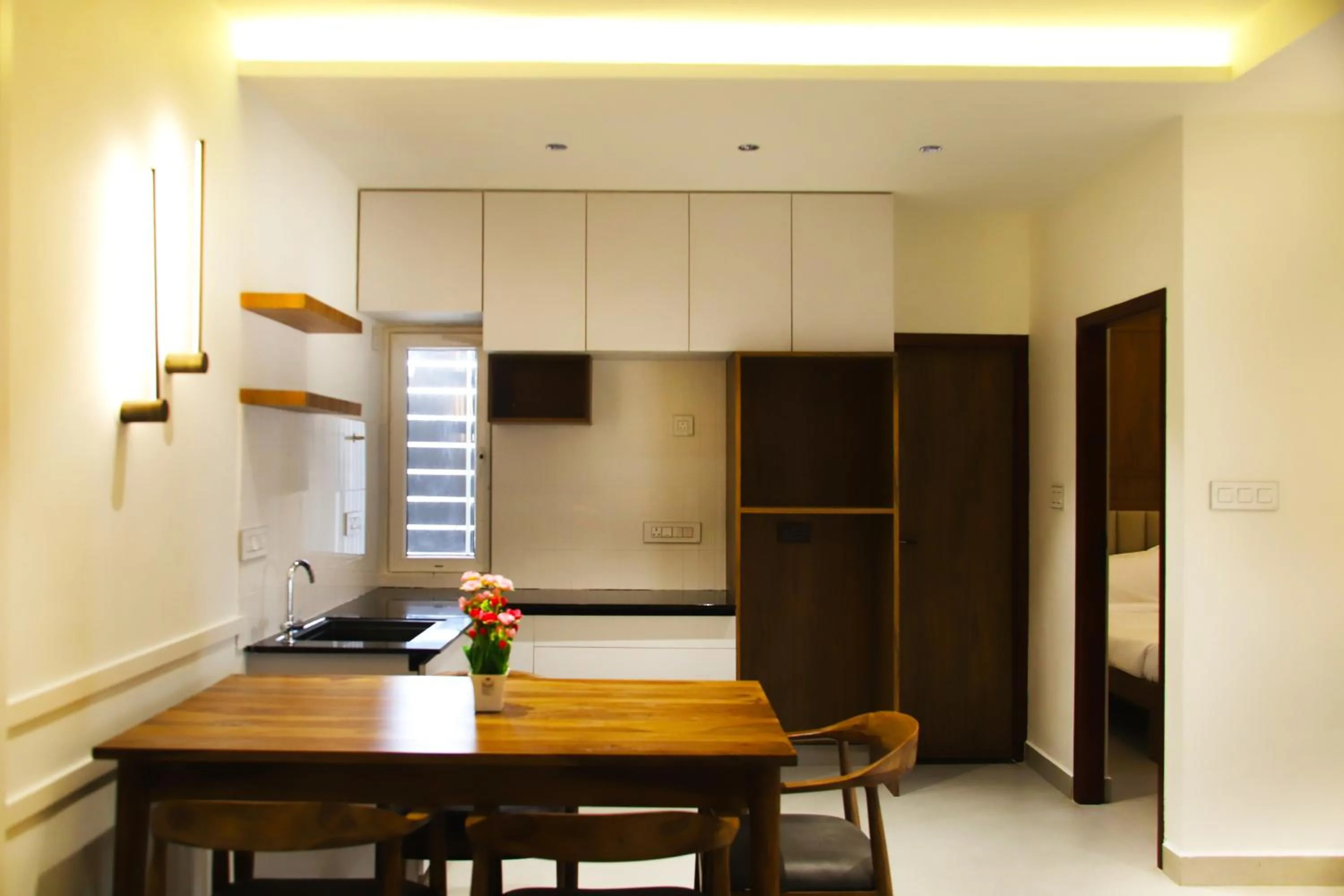Dining area in Hunkal Stays