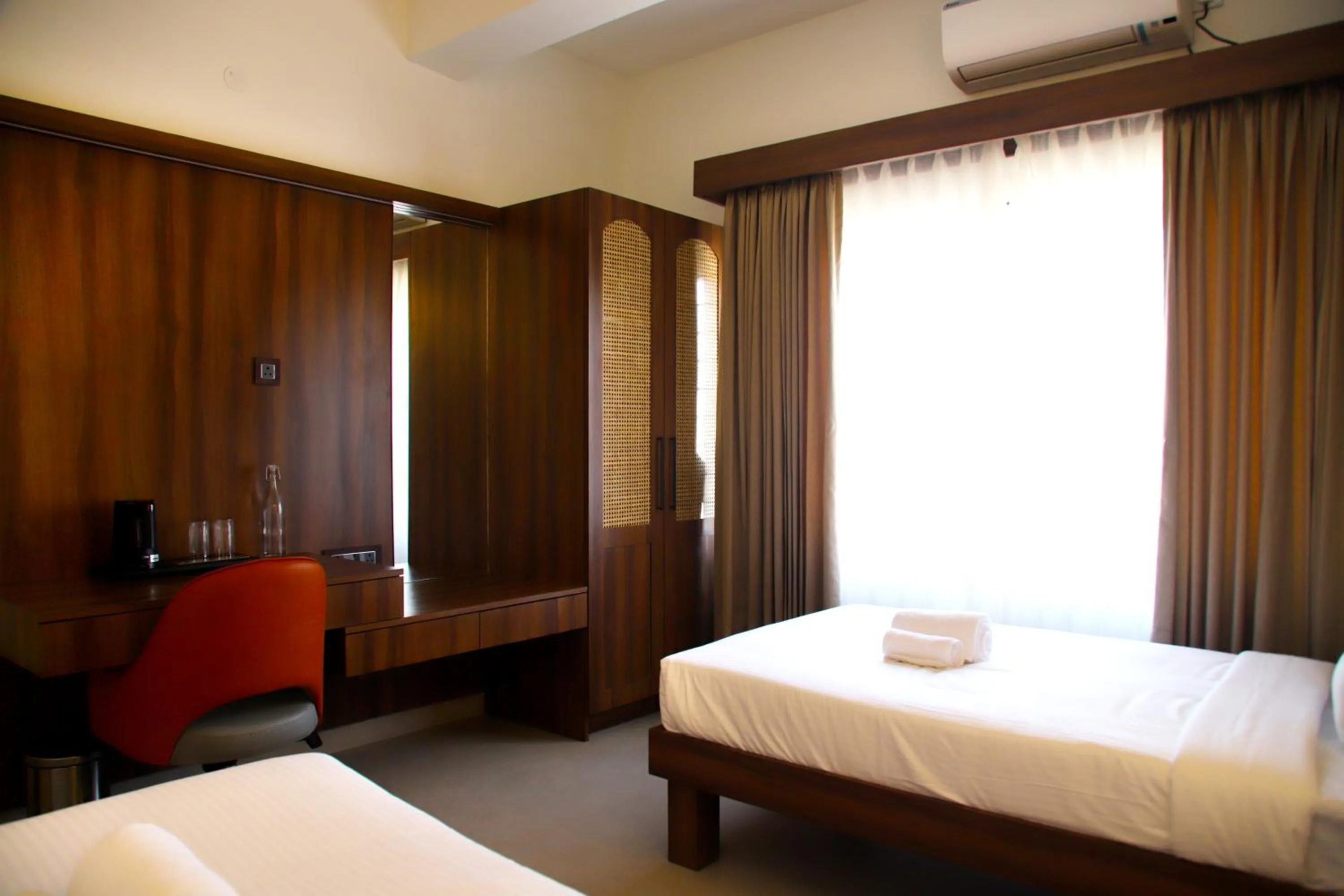 Bed in Hunkal Stays