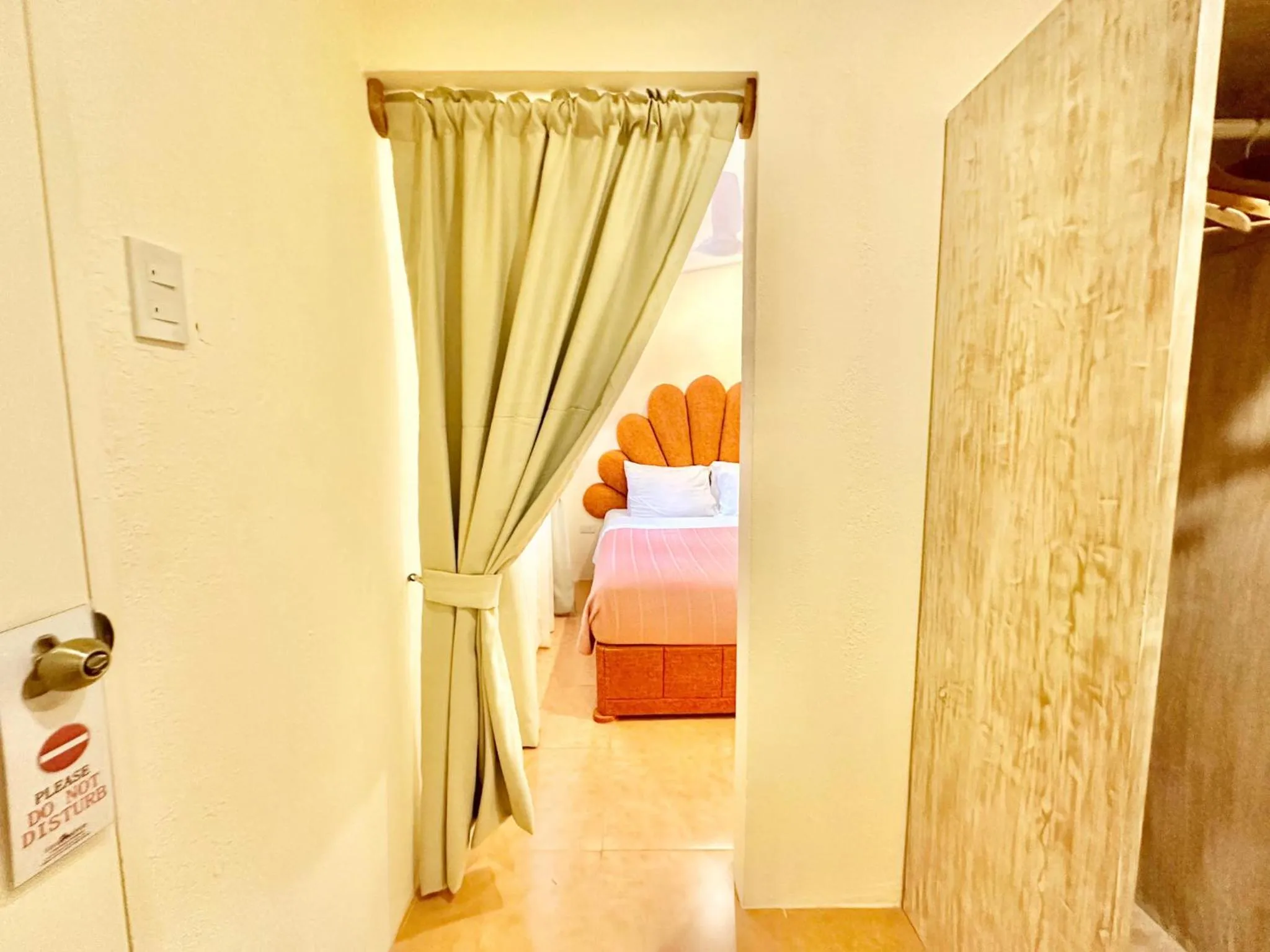 Bed in Coco Sunset Beach Resort