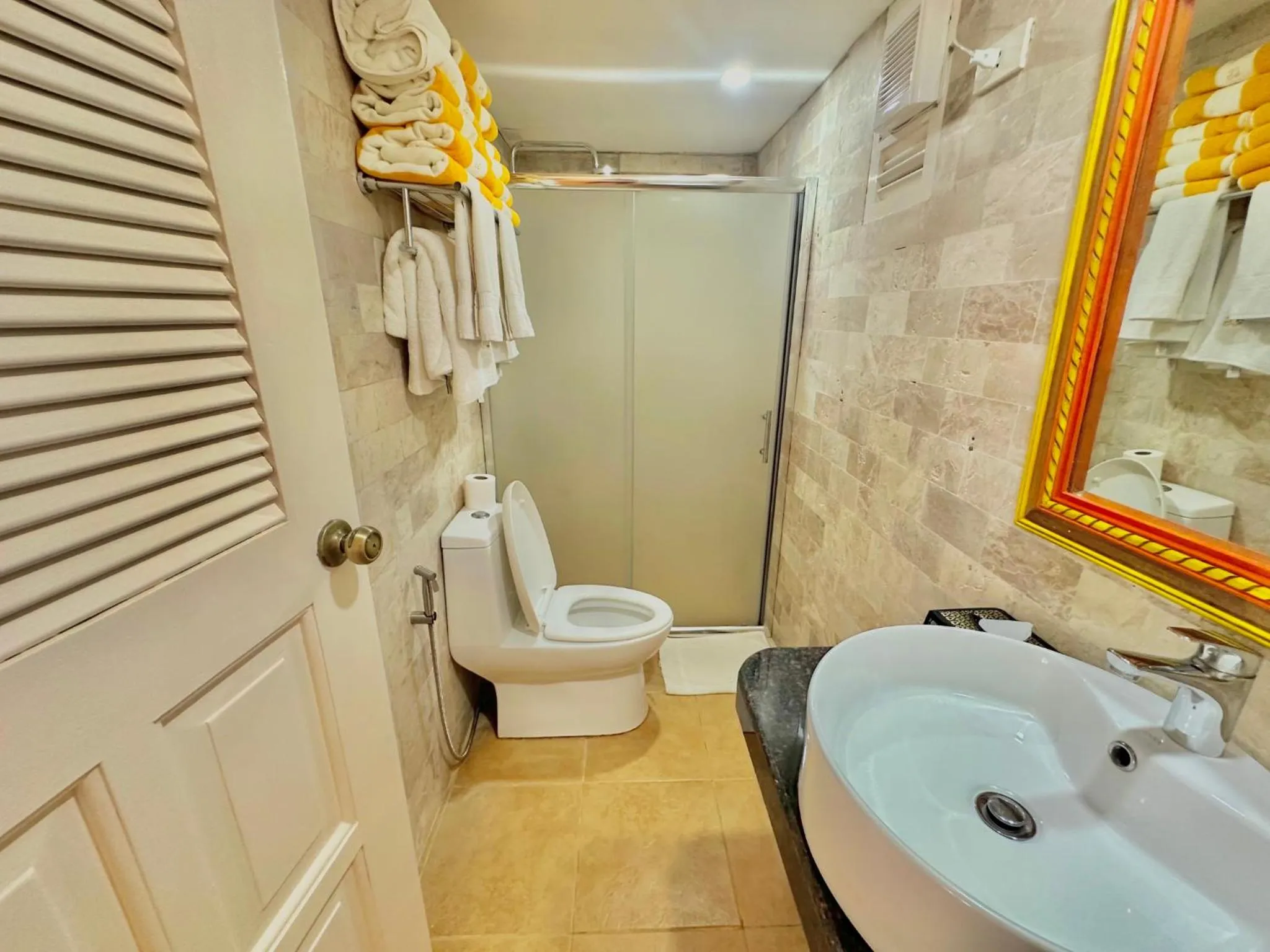 Bathroom in Coco Sunset Beach Resort