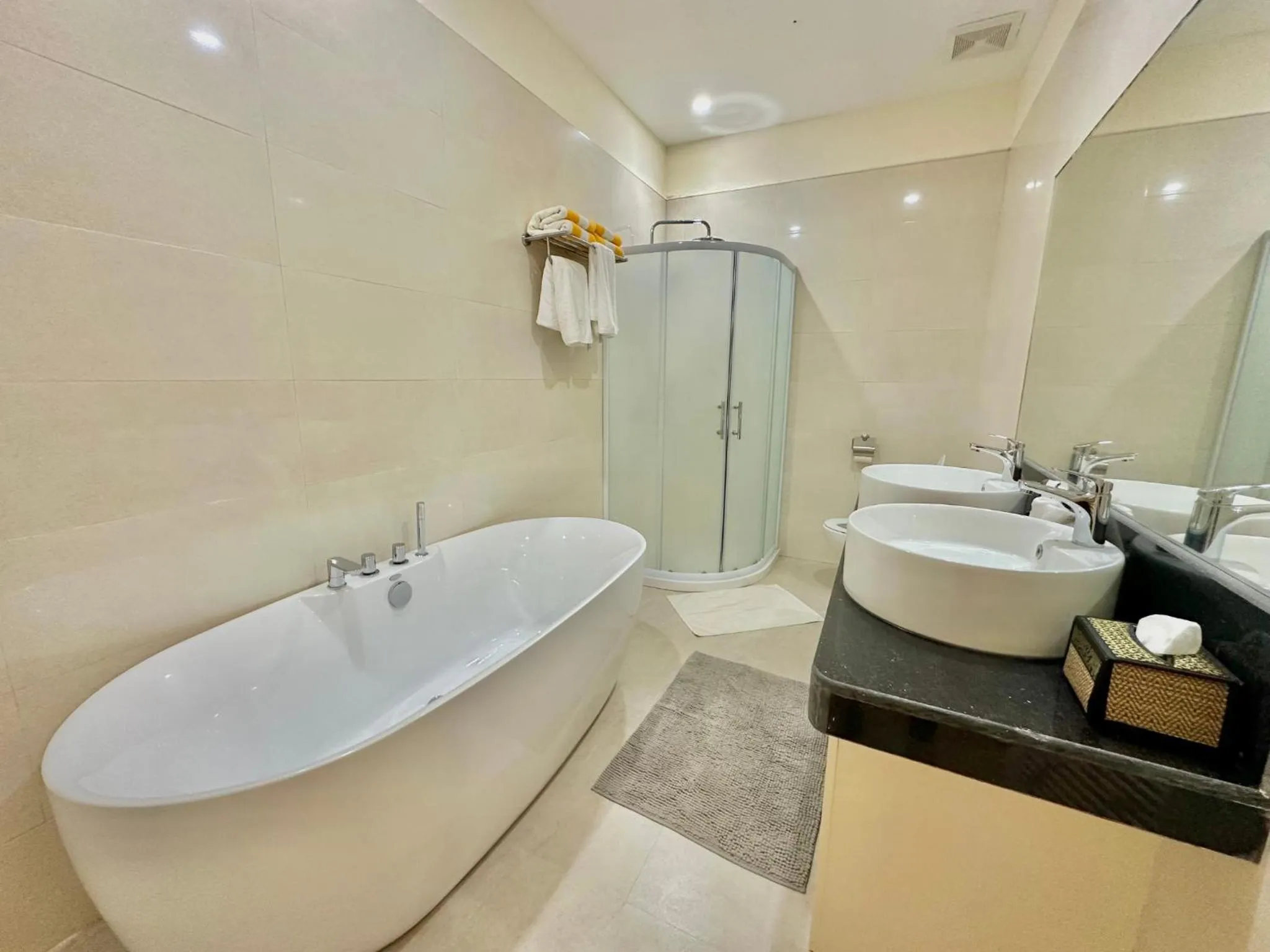 Bath in Coco Sunset Beach Resort