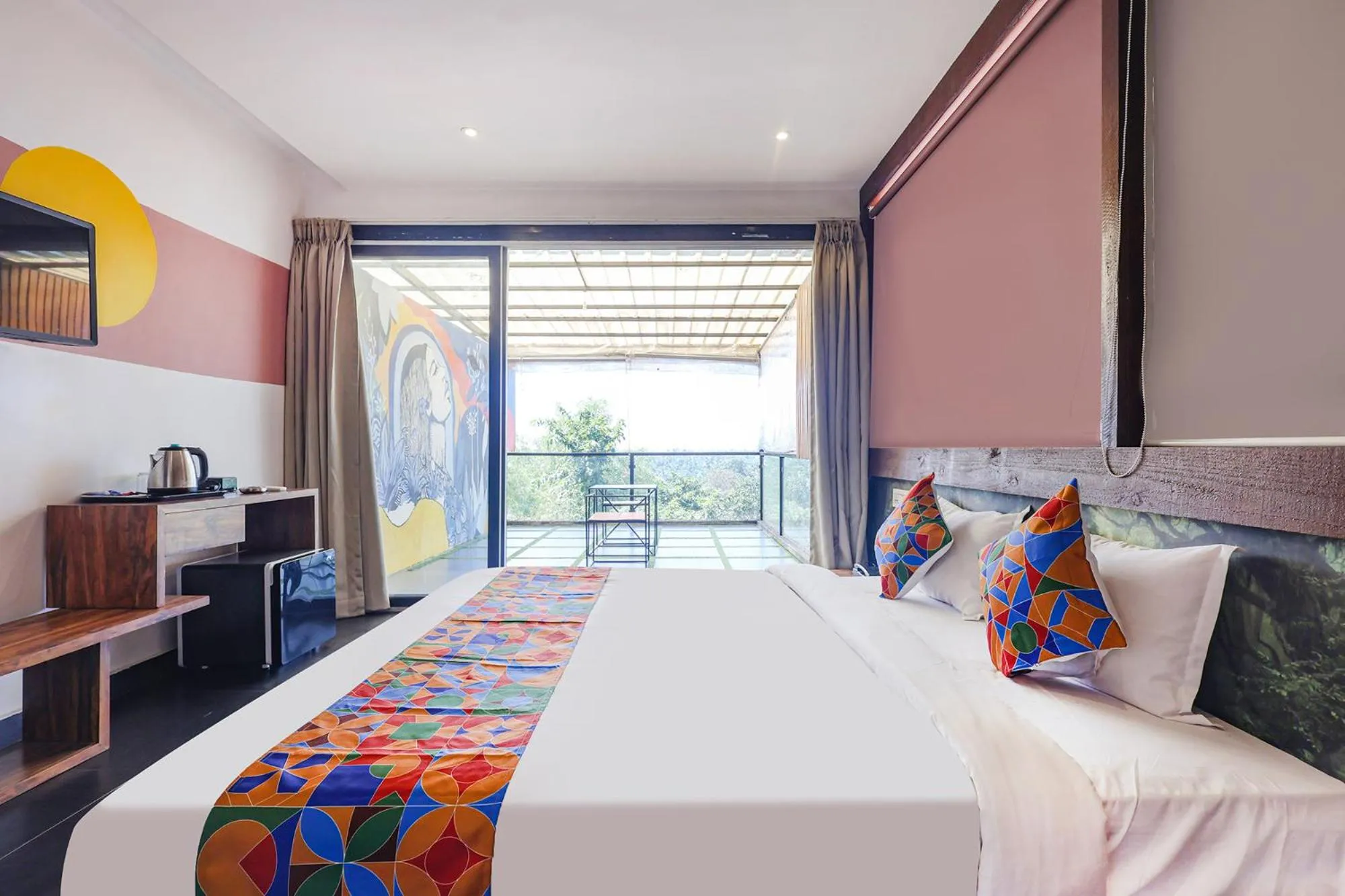 Bed in FabHotel Hillora Coastal Resort
