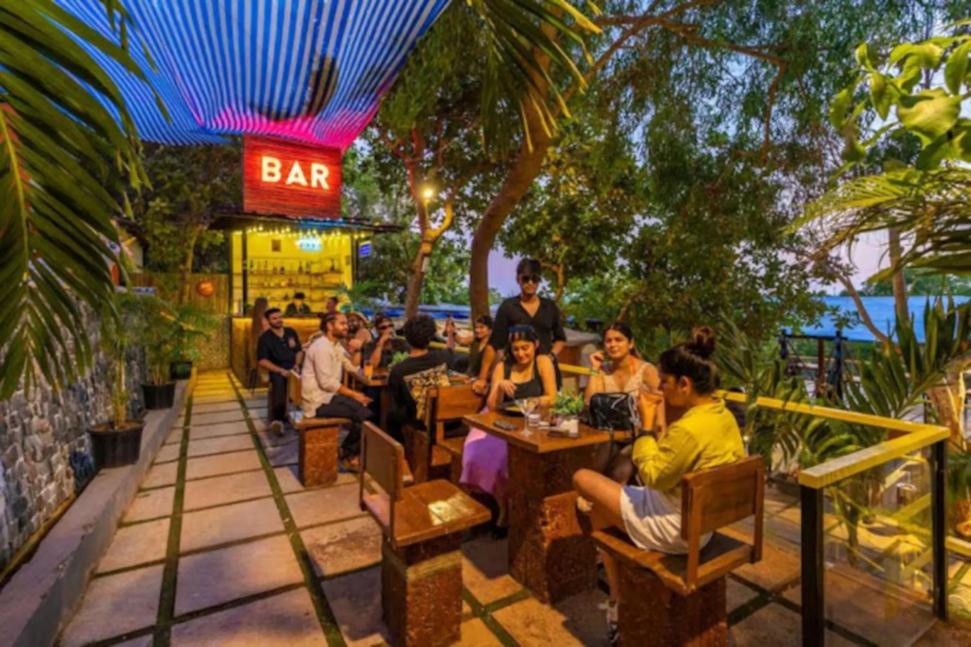Restaurant/places to eat in FabHotel Hillora Coastal Resort