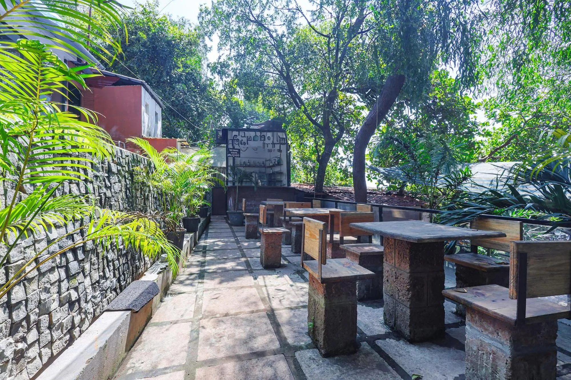Dining area in FabHotel Hillora Coastal Resort