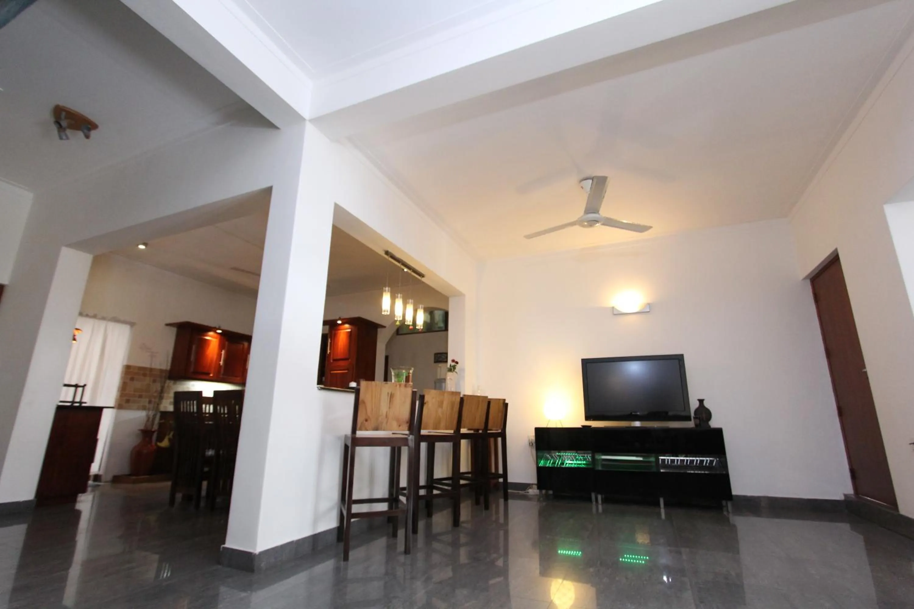 Communal lounge/ TV room in Angel villa