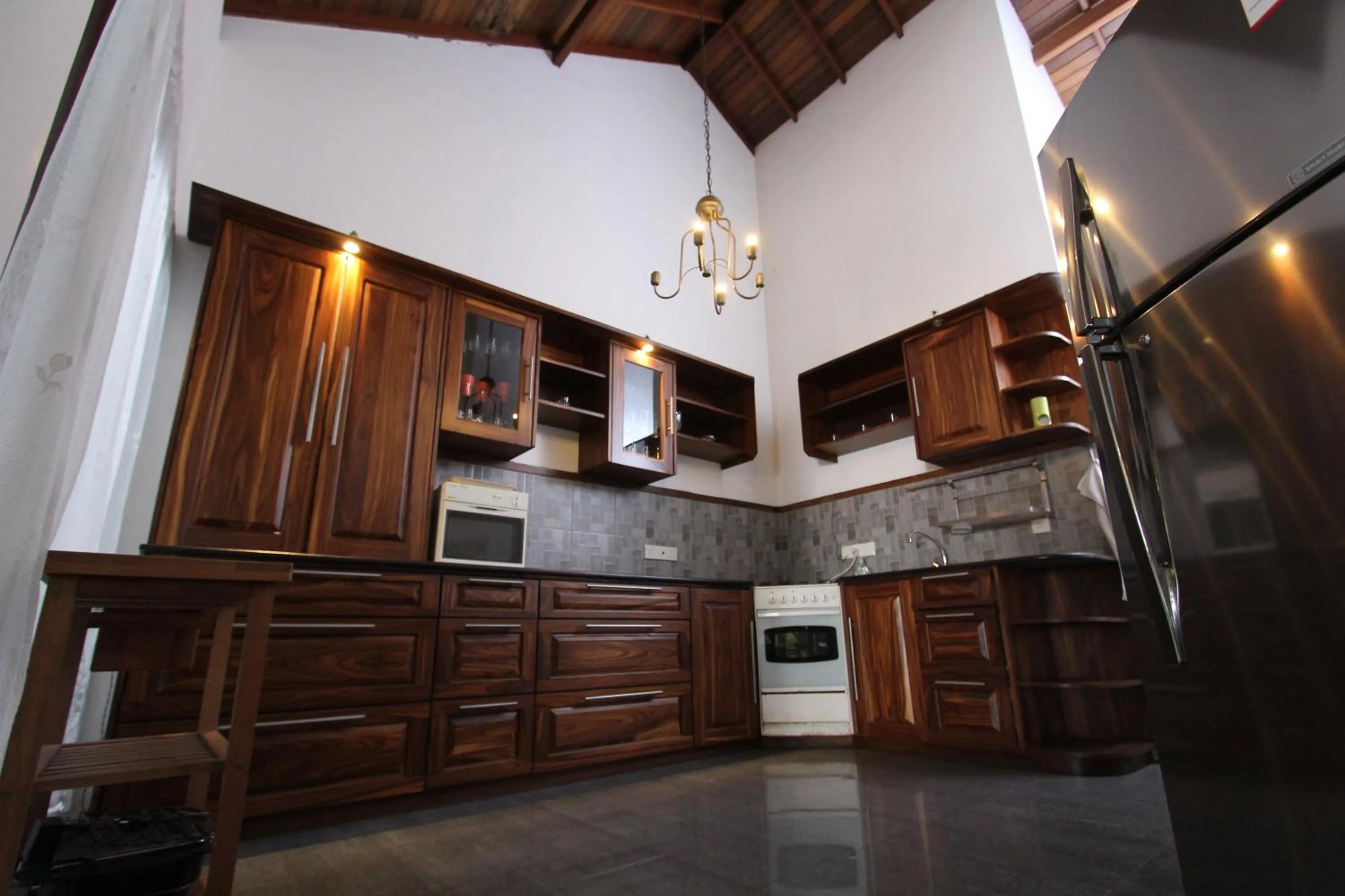 Communal kitchen in Angel villa