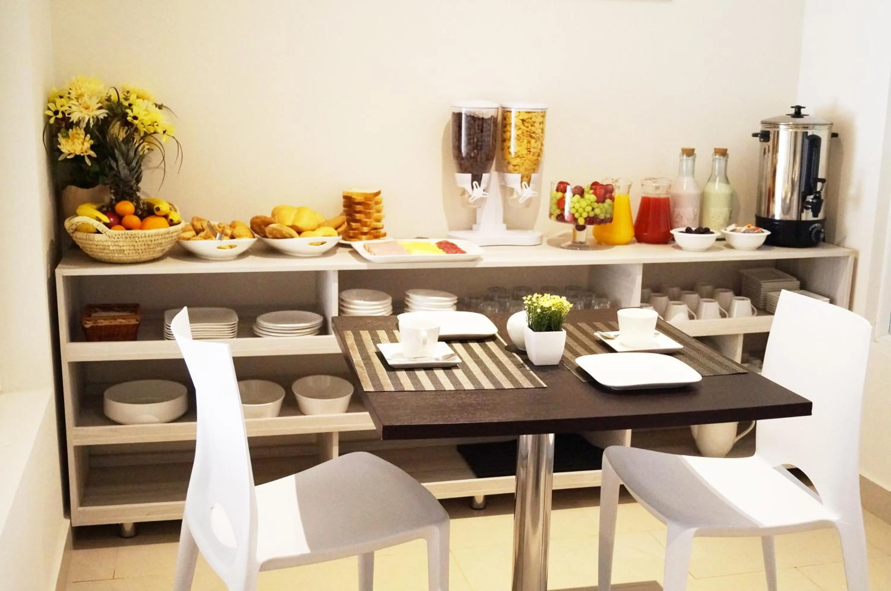 Dining area in Hotel Boutique Barrio 14