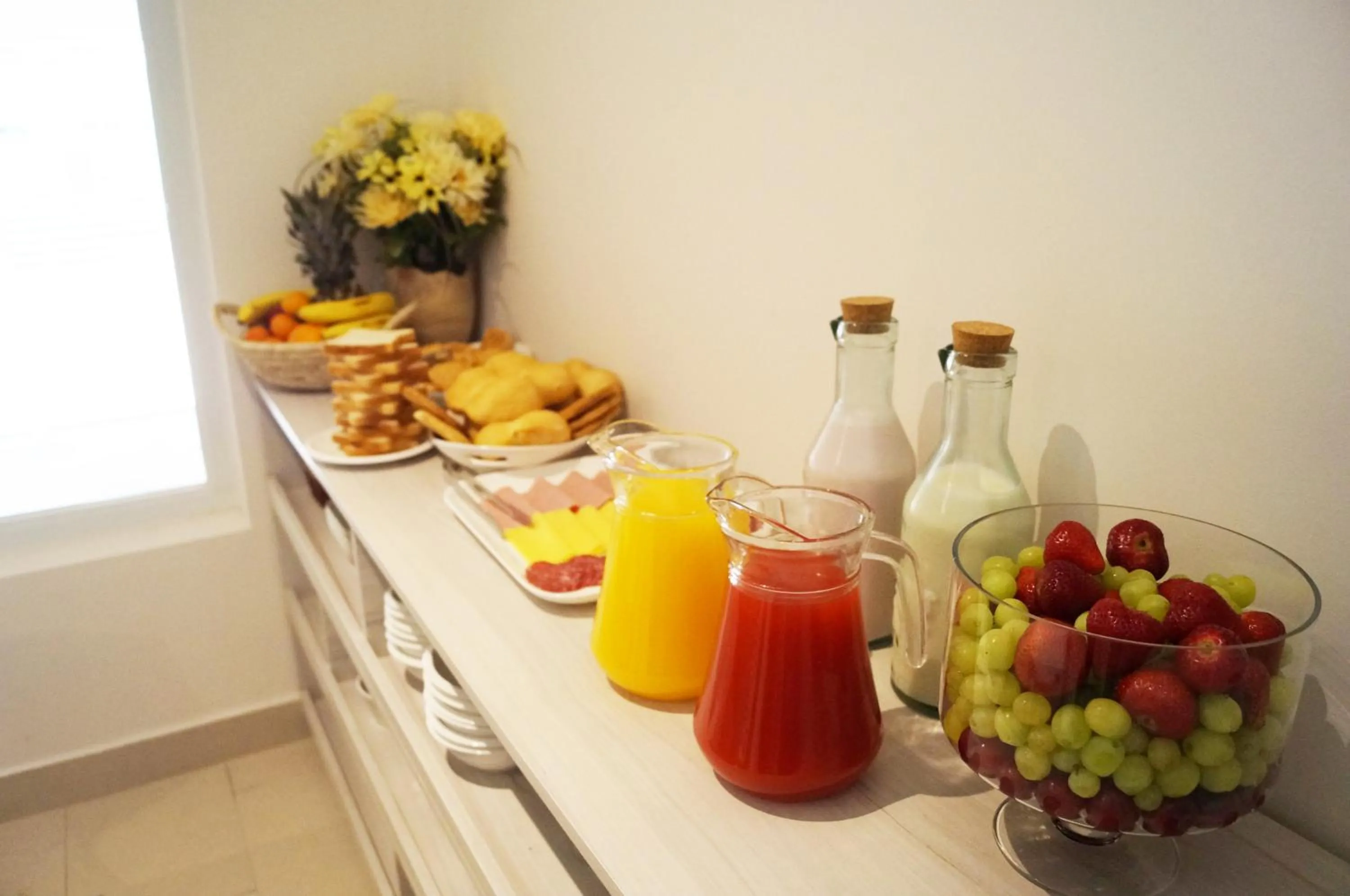 Food and drinks in Hotel Boutique Barrio 14