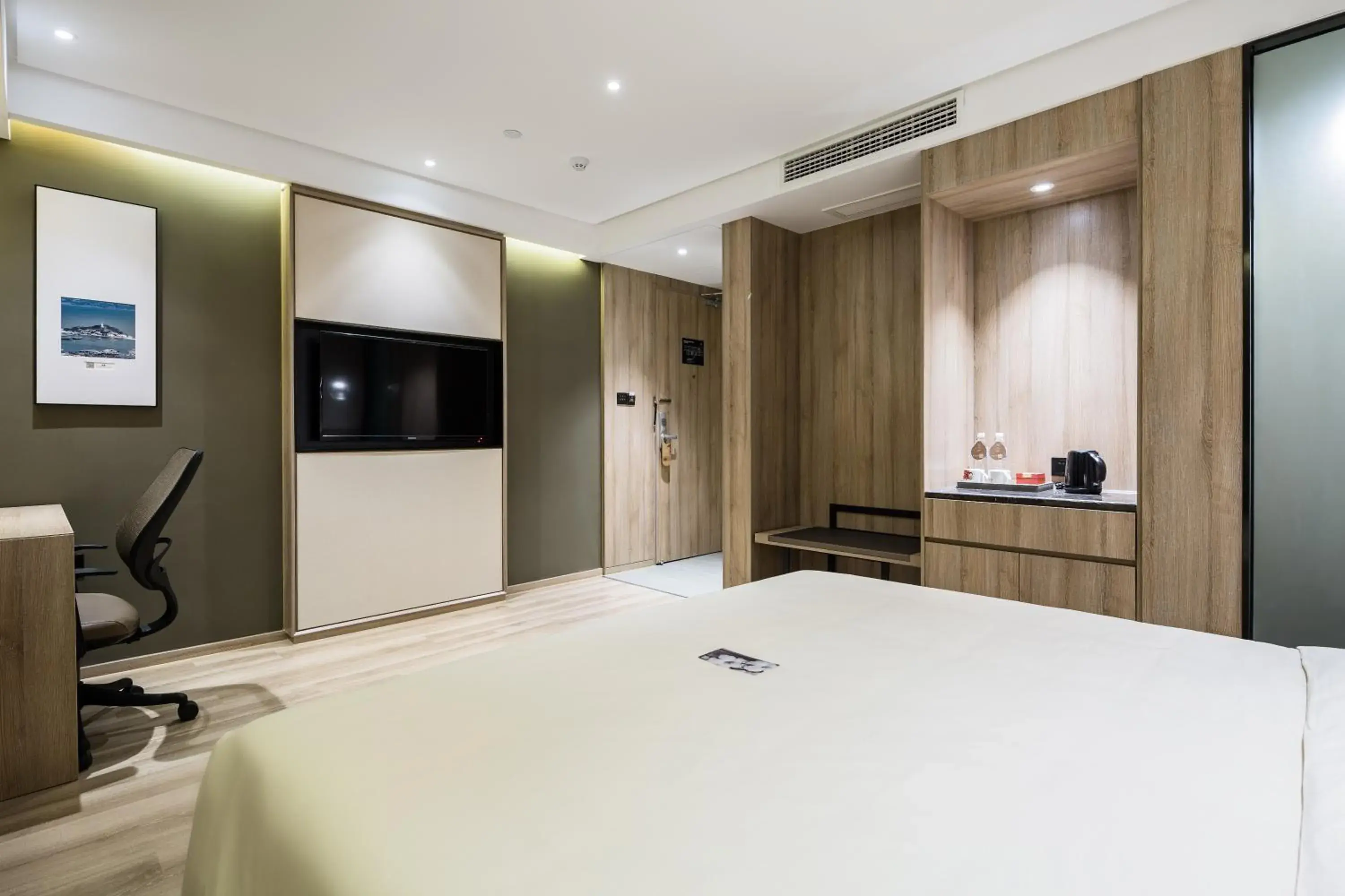 Property building, Bed in Atour Hotel Qingdao May Fourth Square Yunxiao Road Property building, Bed in Atour Hotel Qingdao May Fourth Square Yunxiao Road