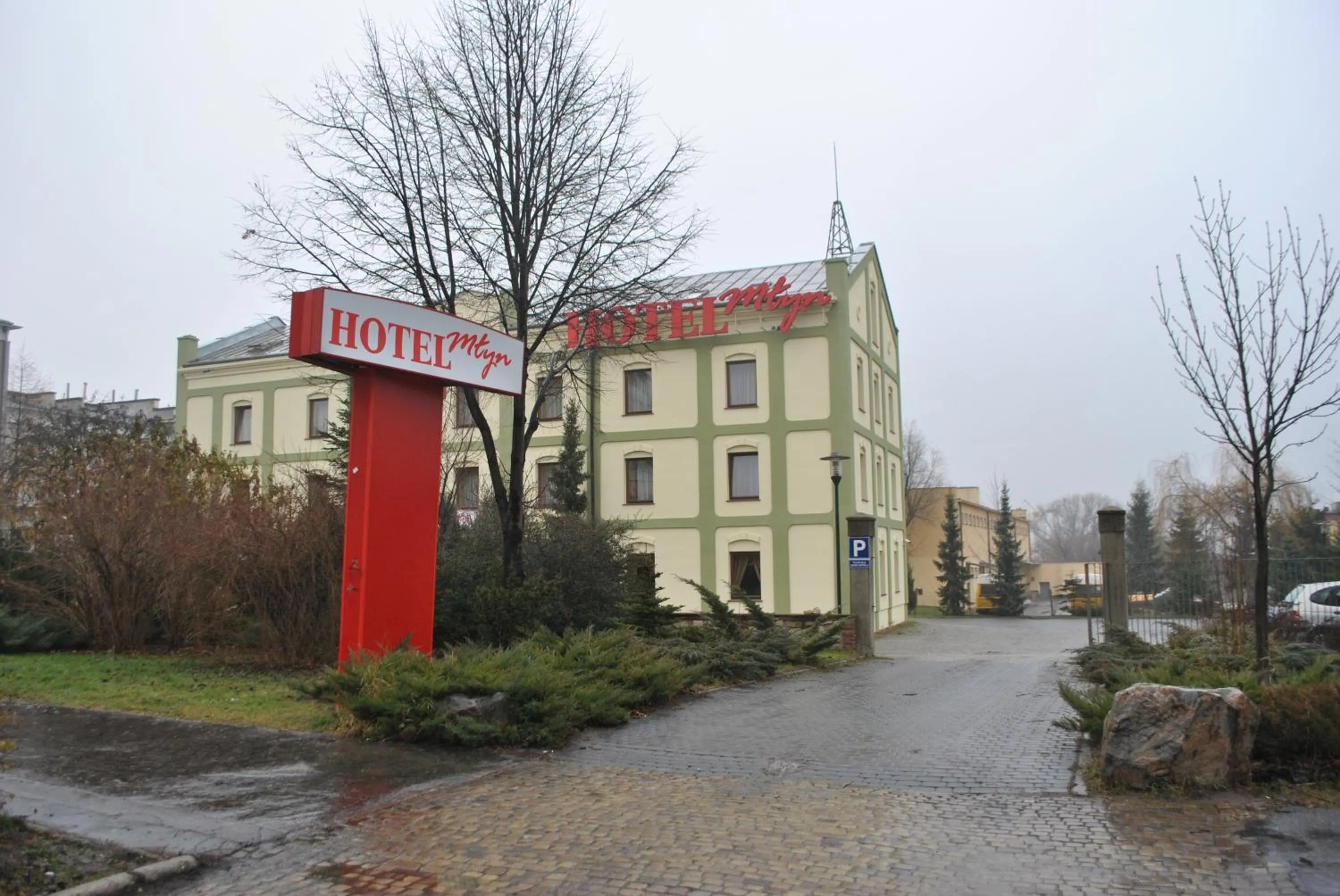 Property building in Hotel Młyn