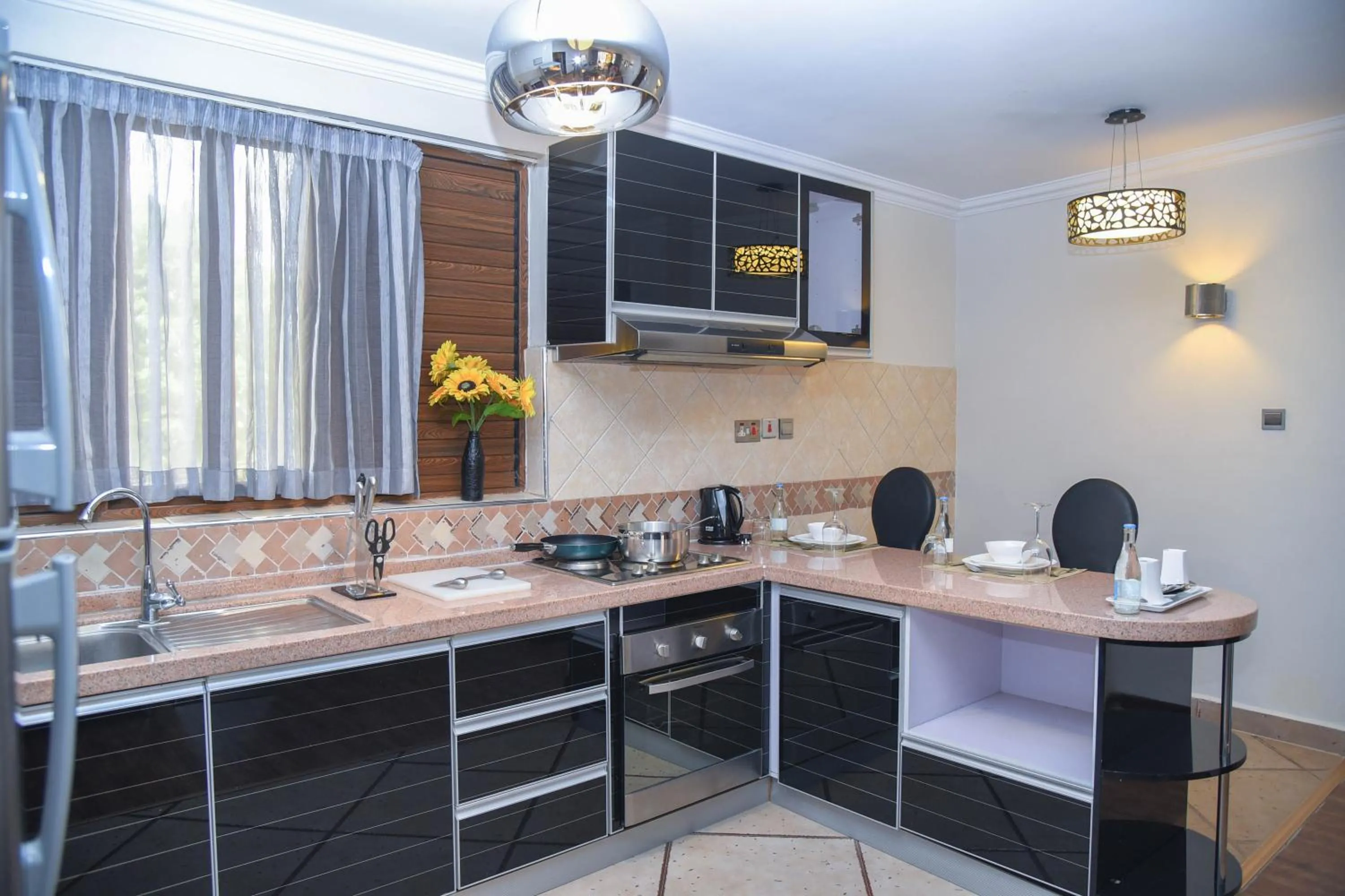 Kitchen or kitchenette in Lavington Residences By Trianum