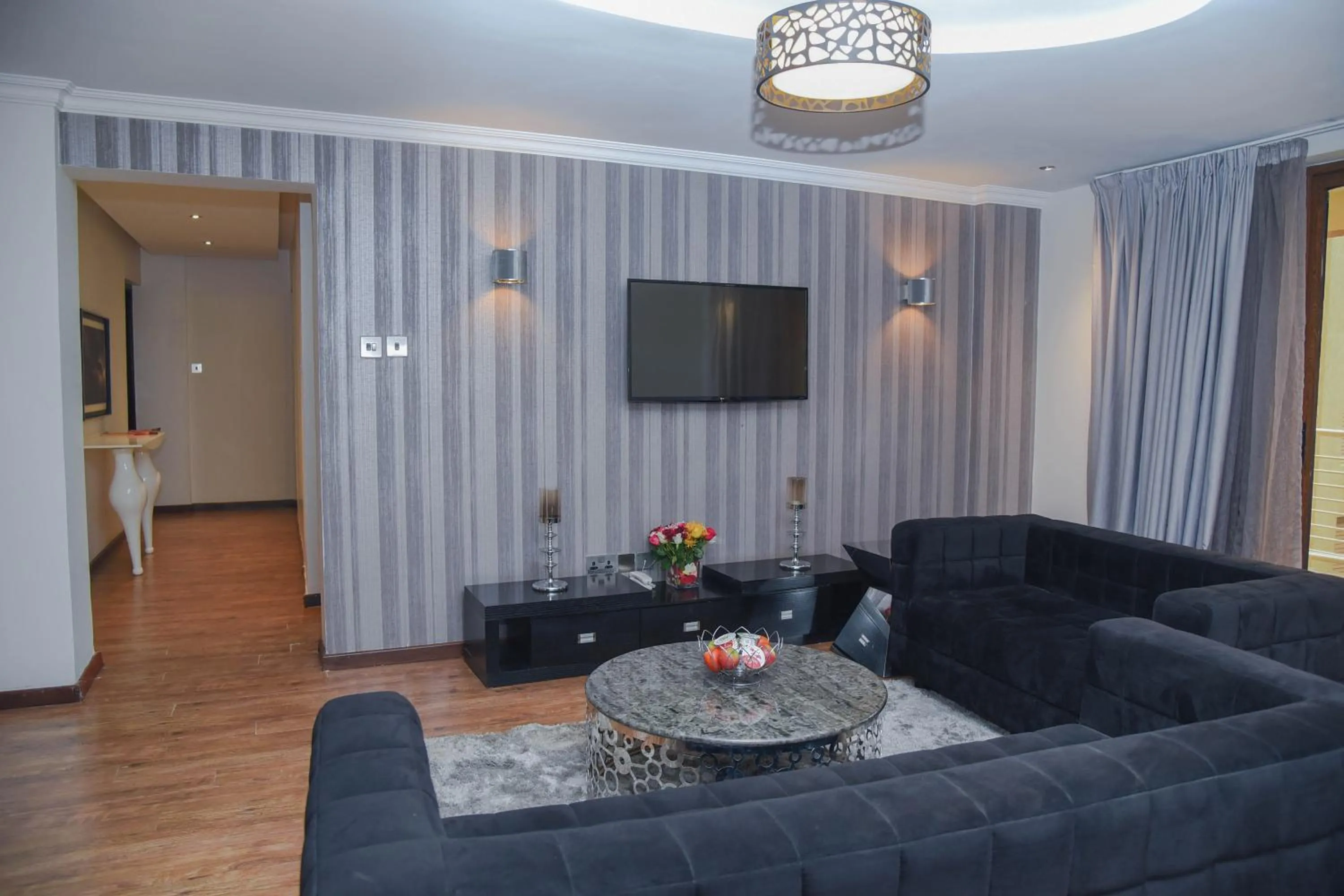 Seating area in Lavington Residences By Trianum