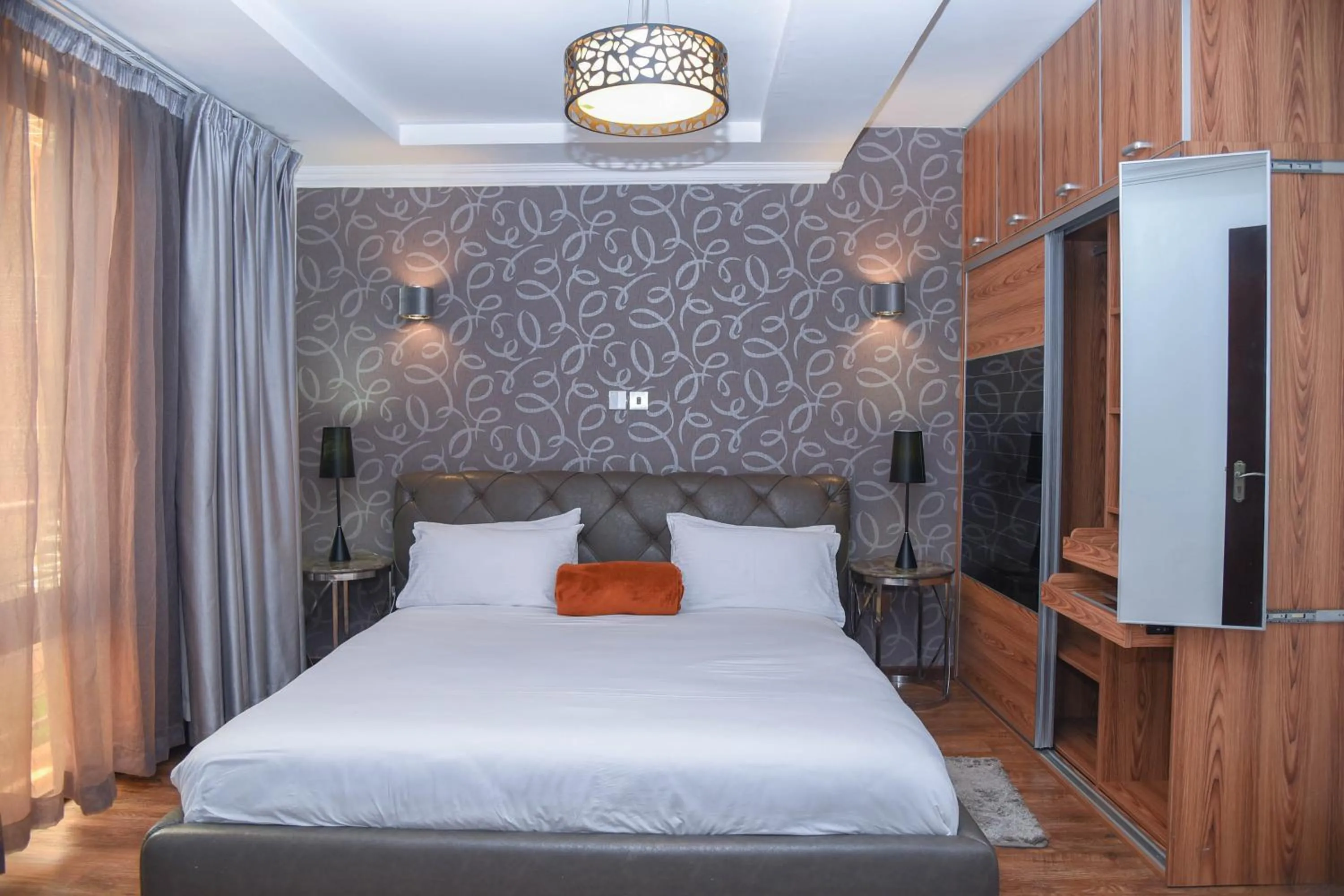 Bedroom, Bed in Lavington Residences By Trianum