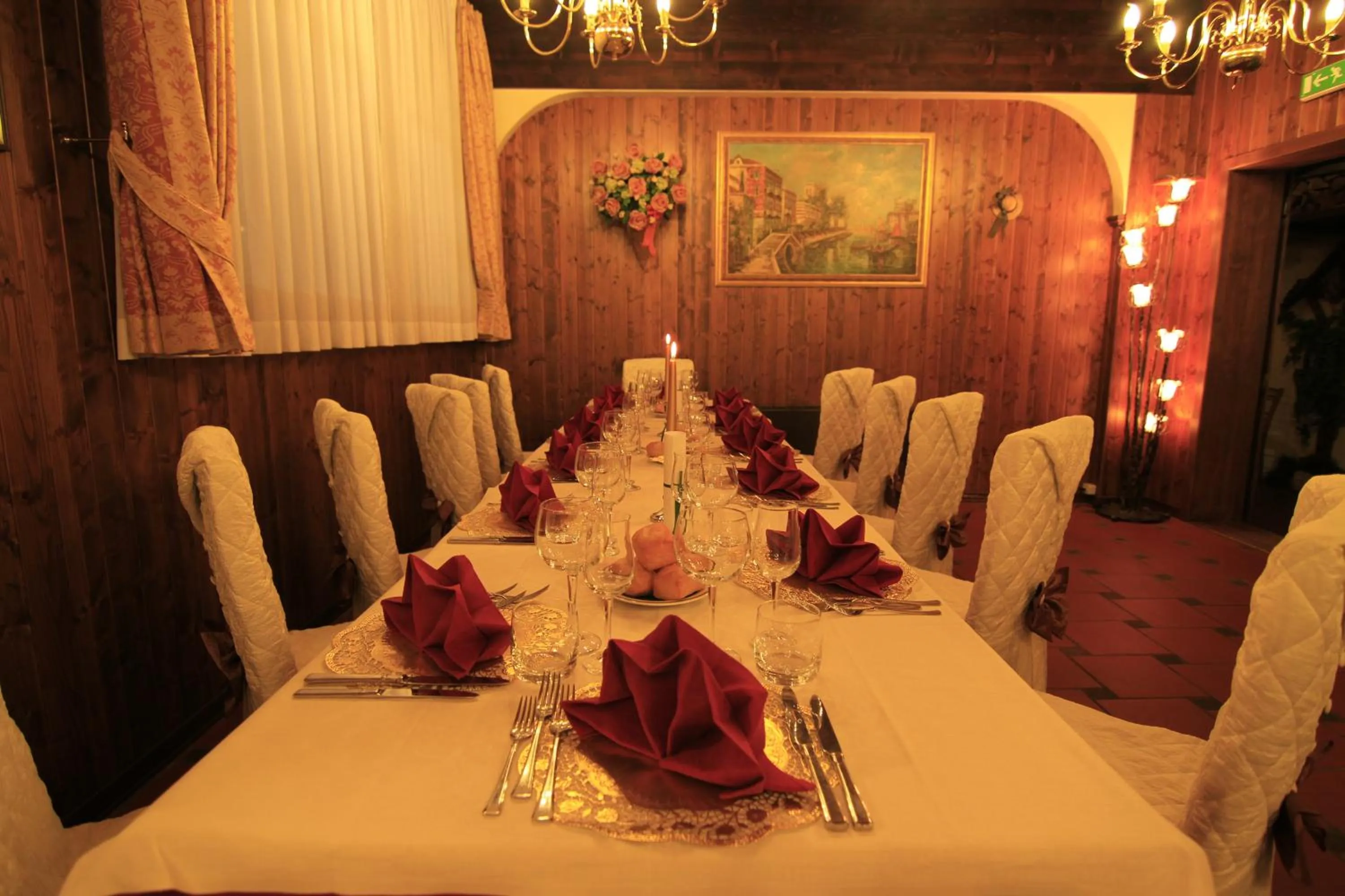 Restaurant/places to eat in G. Hotel Des Alpes (Classic since 1912)