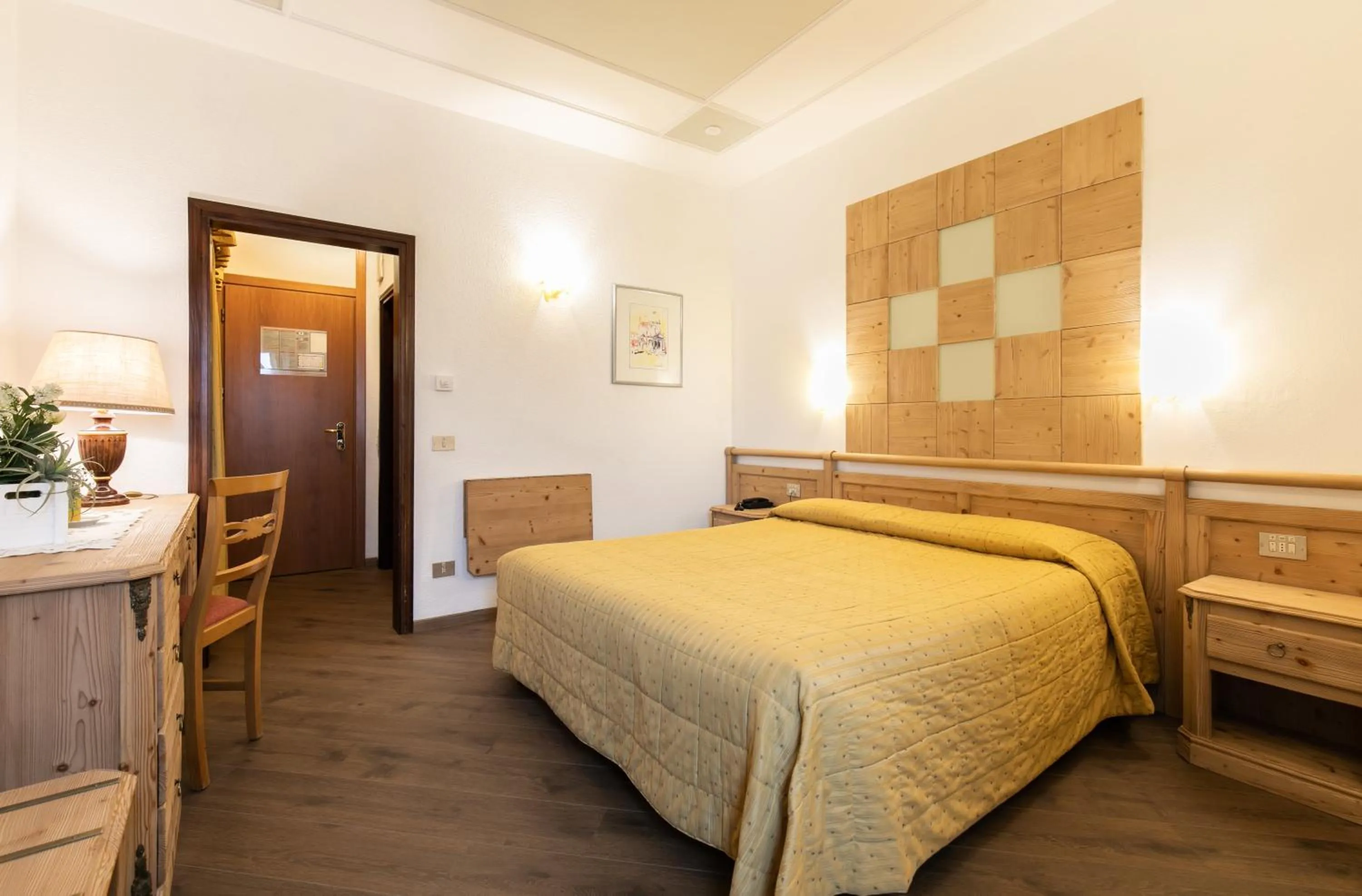 Bed in G. Hotel Des Alpes (Classic since 1912)