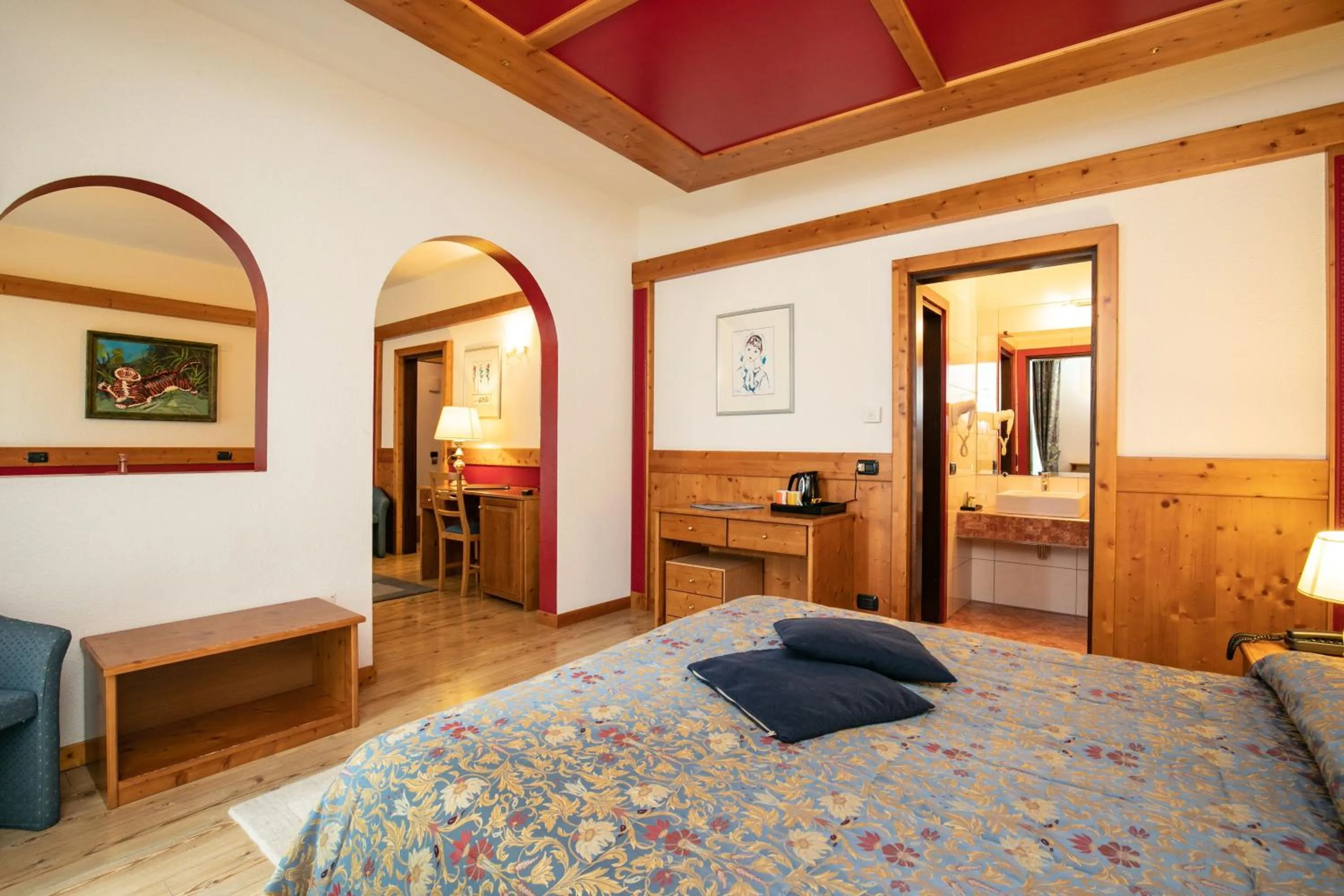 Bed in G. Hotel Des Alpes (Classic since 1912)