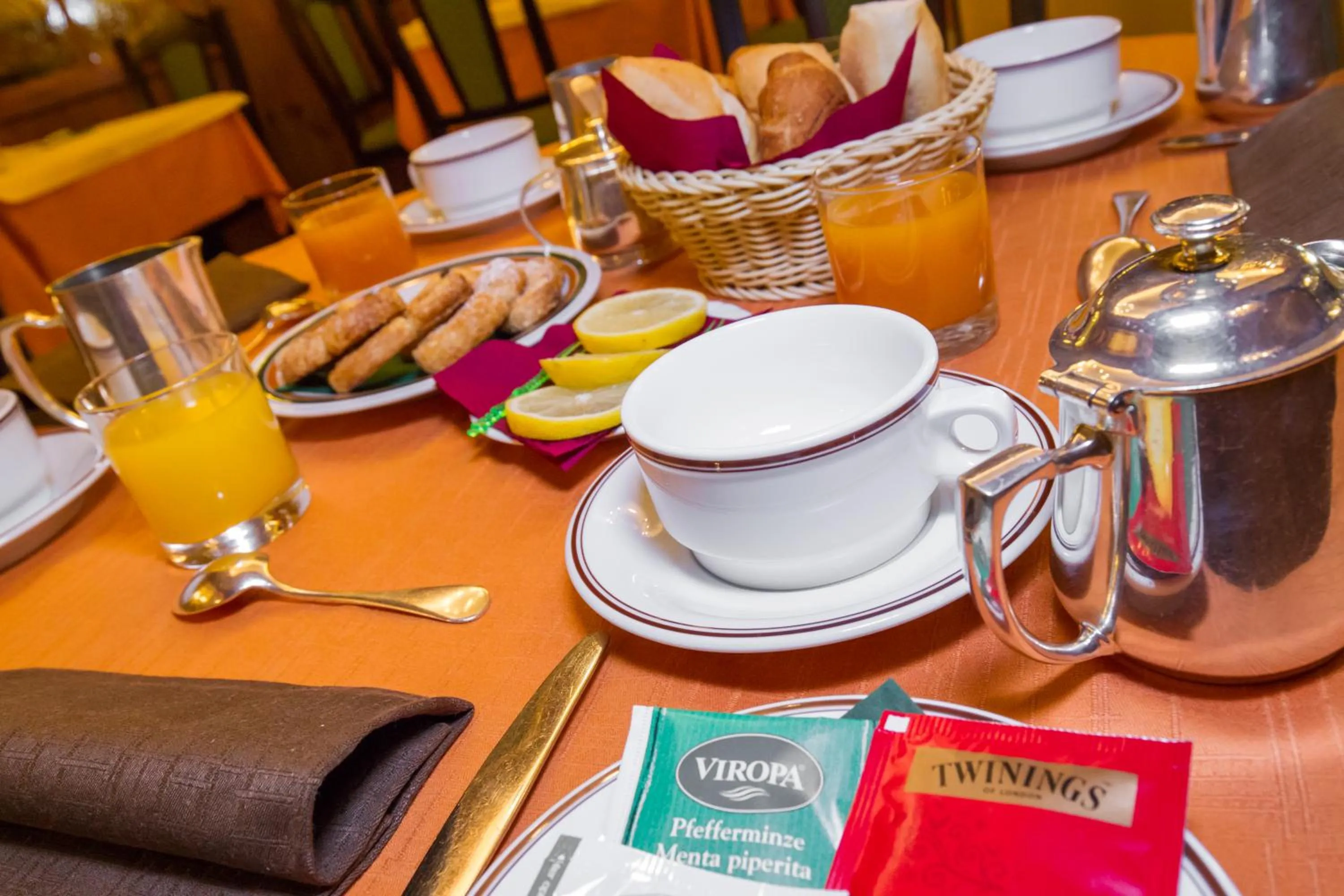 Breakfast in G. Hotel Des Alpes (Classic since 1912)