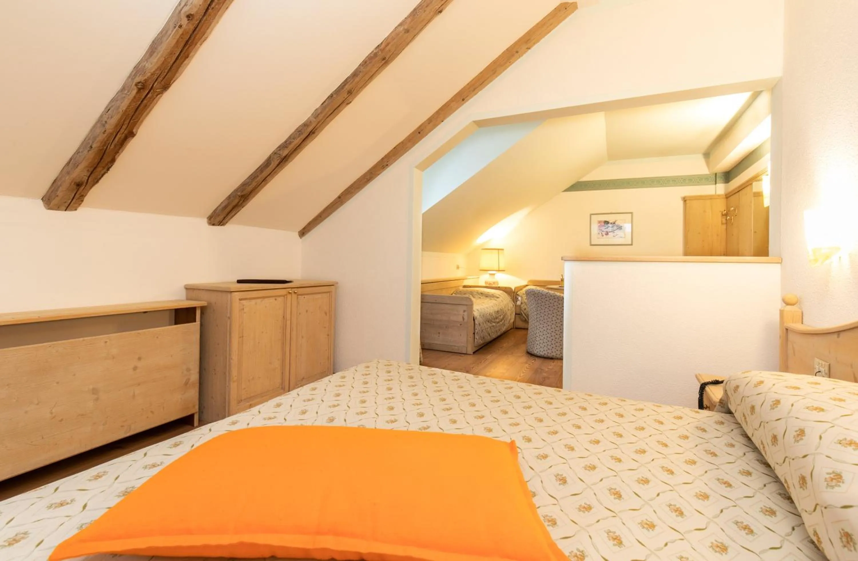 Bed in G. Hotel Des Alpes (Classic since 1912)