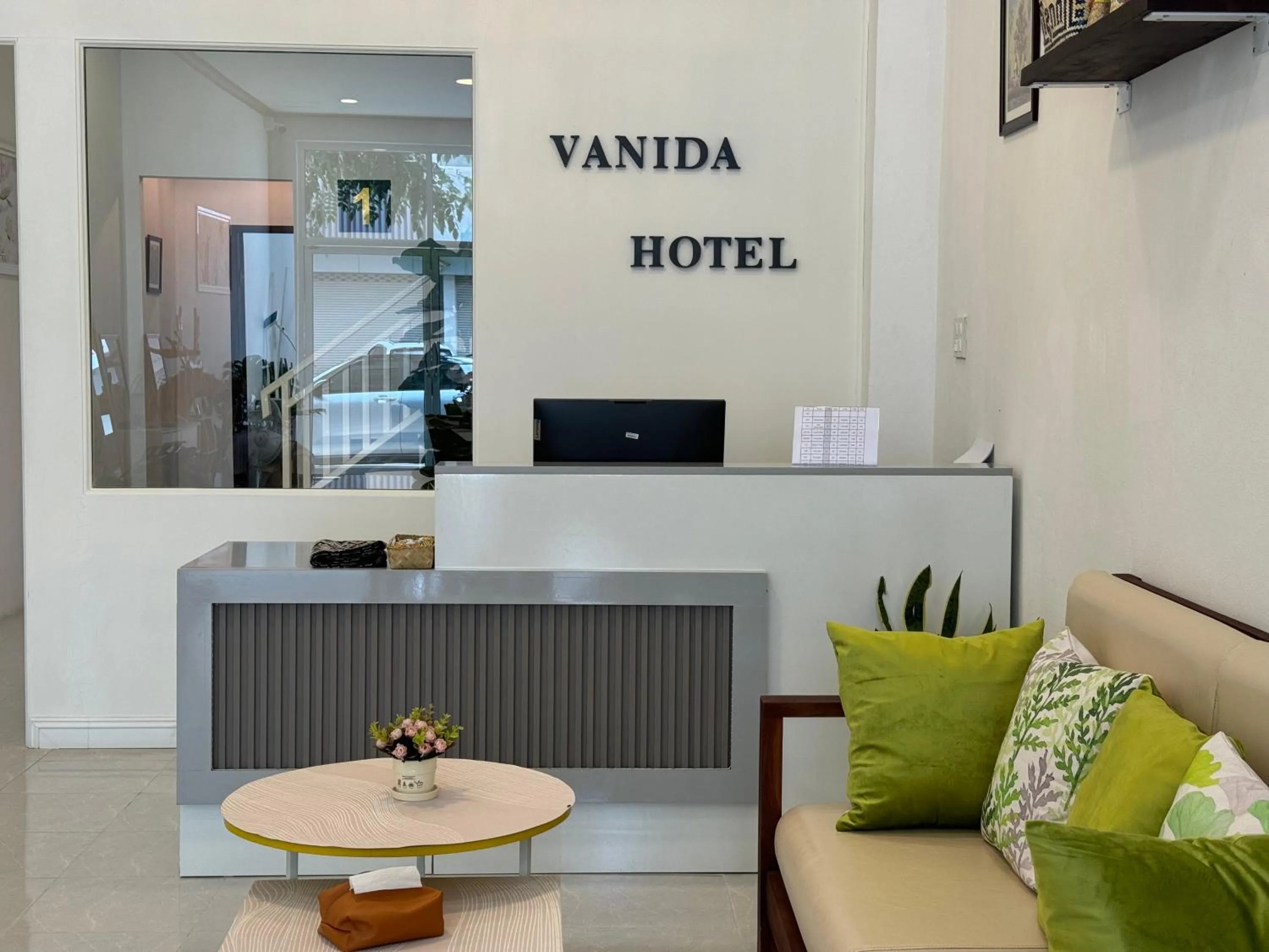 Lobby or reception in Vanida Hotel