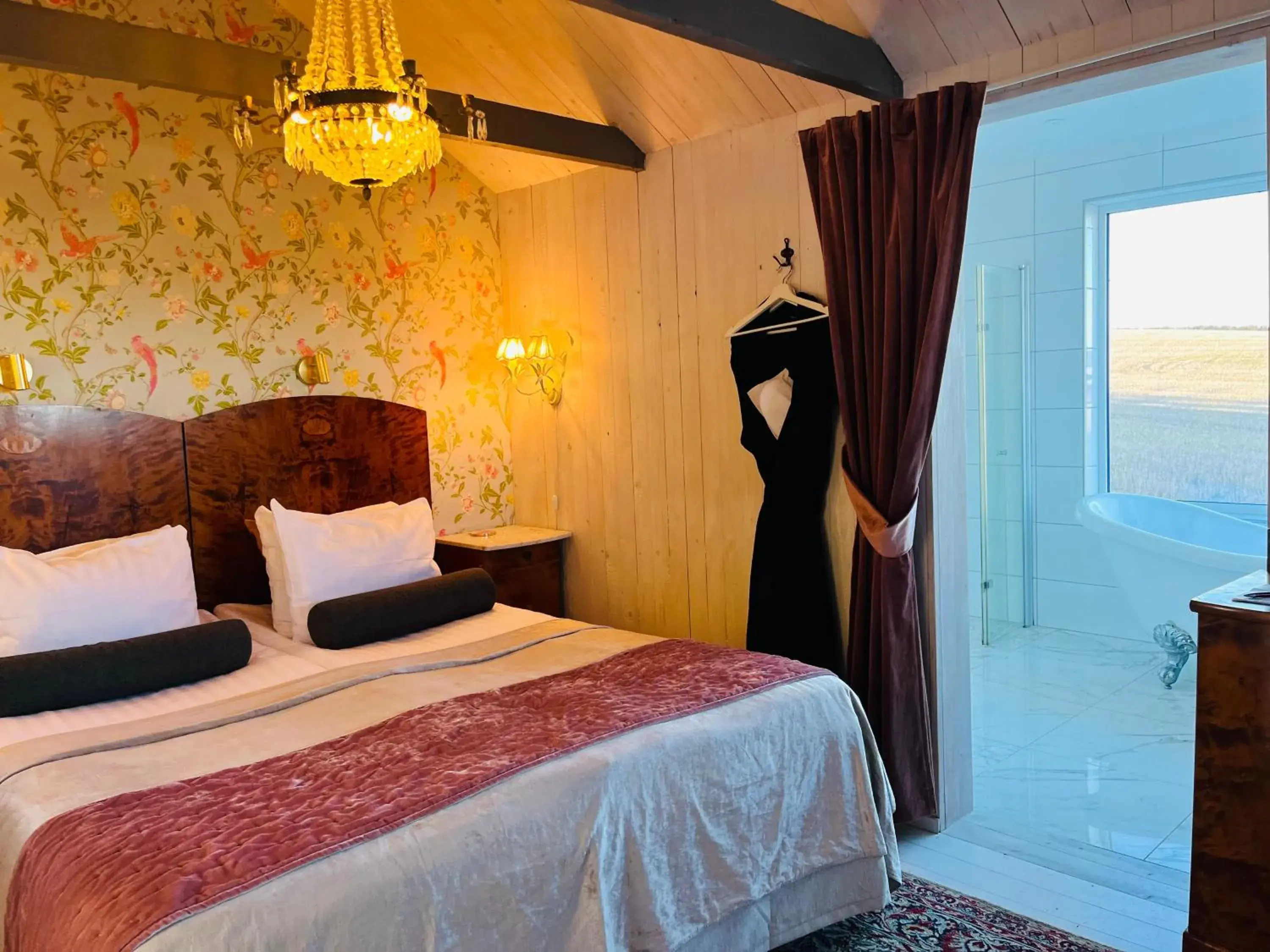 Deluxe Double Room with Bath - single occupancy in Sydkustens at Pillehill Deluxe Double Room with Bath - single occupancy in Sydkustens at Pillehill