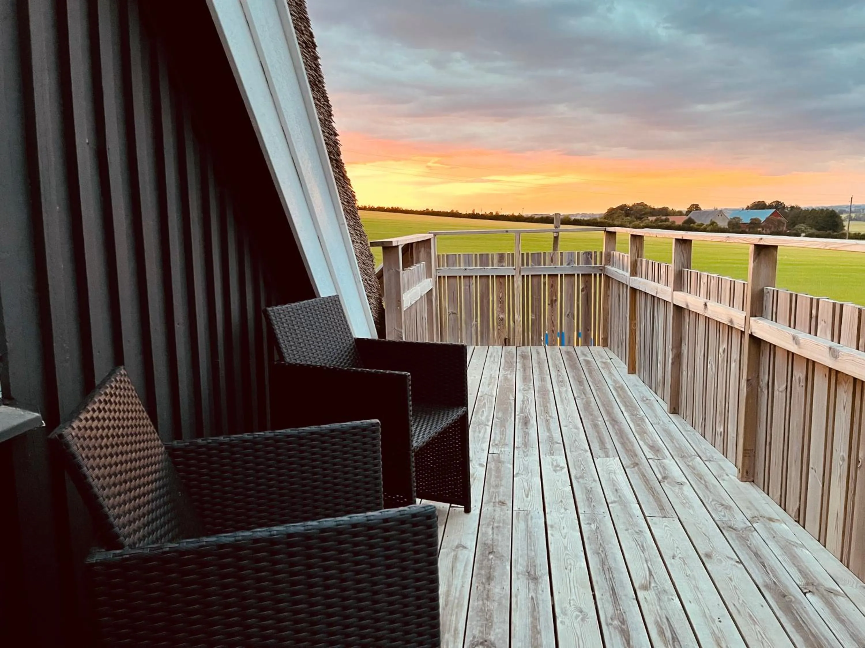 Patio in Sydkustens at Pillehill