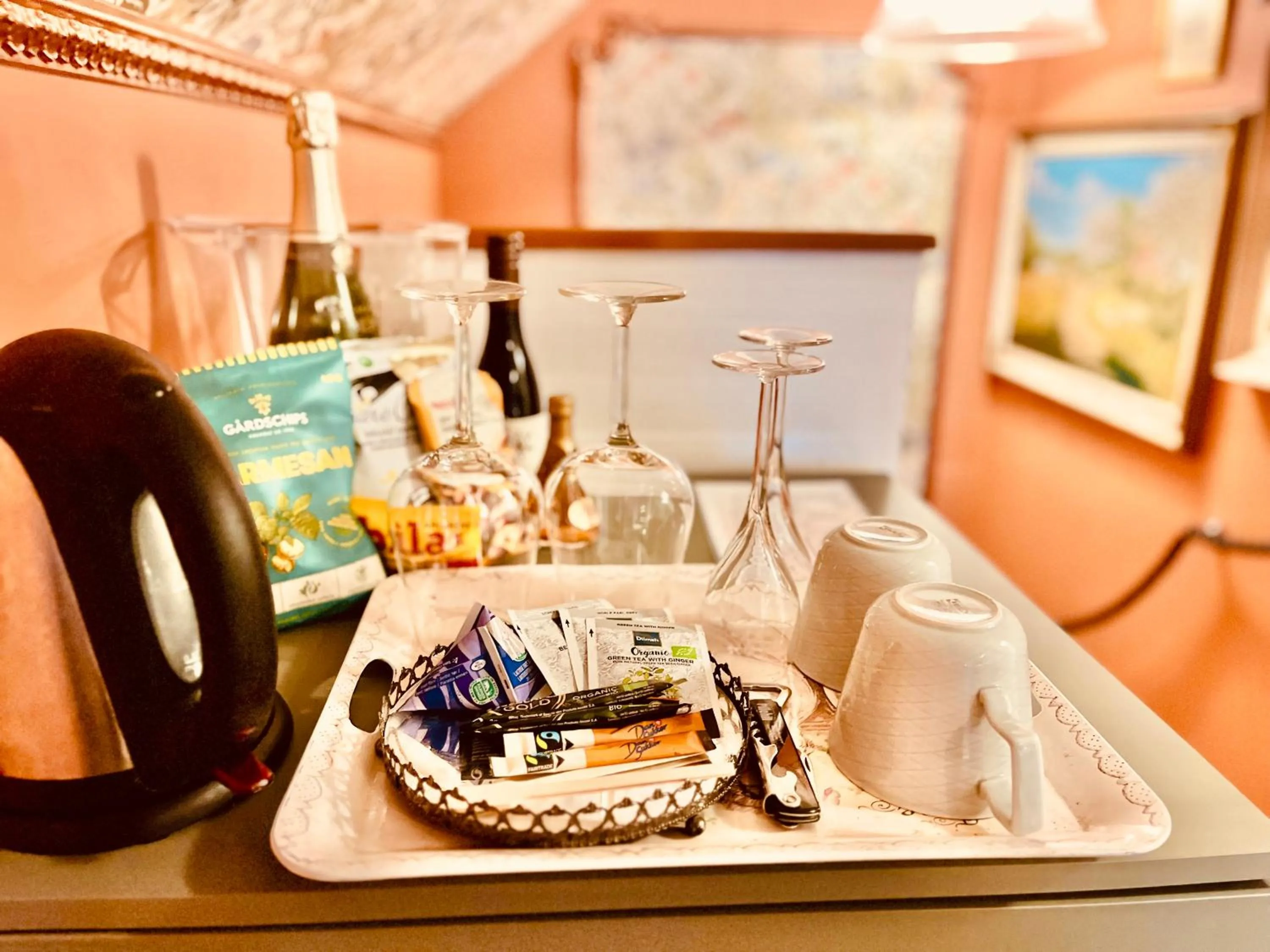 Coffee/tea facilities in Sydkustens at Pillehill