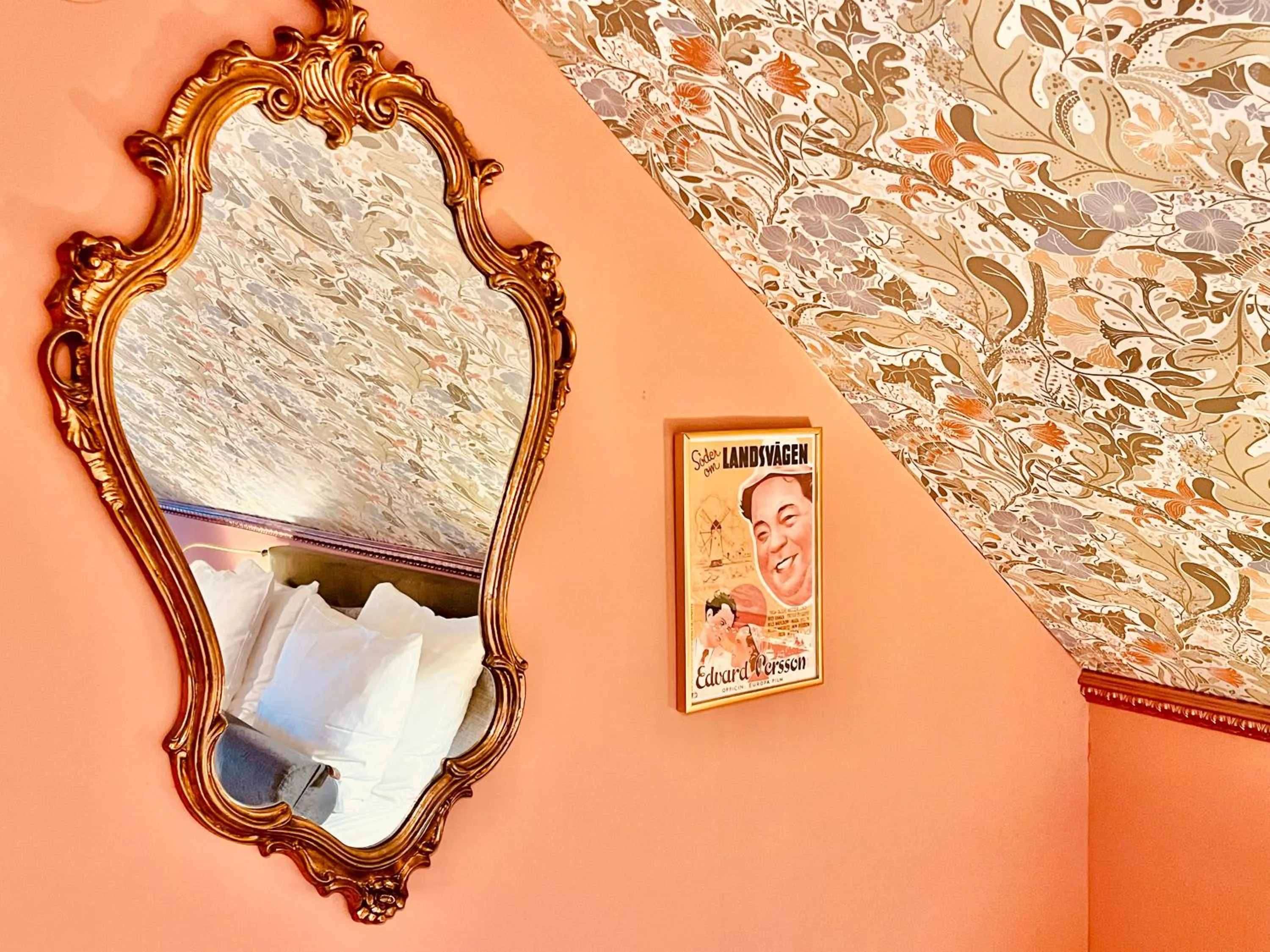 Decorative detail in Sydkustens at Pillehill