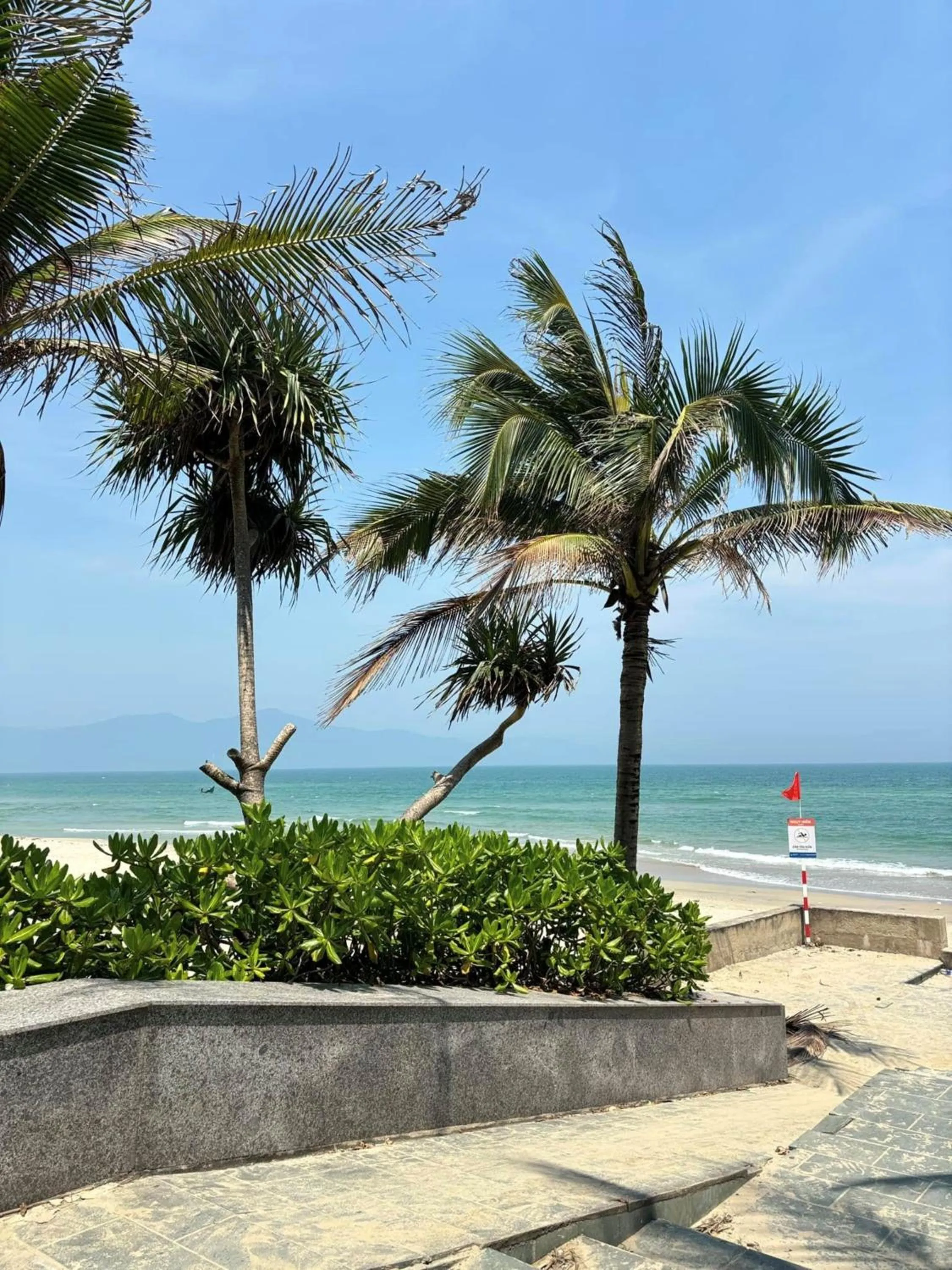 Sunshine Beach Da Nang