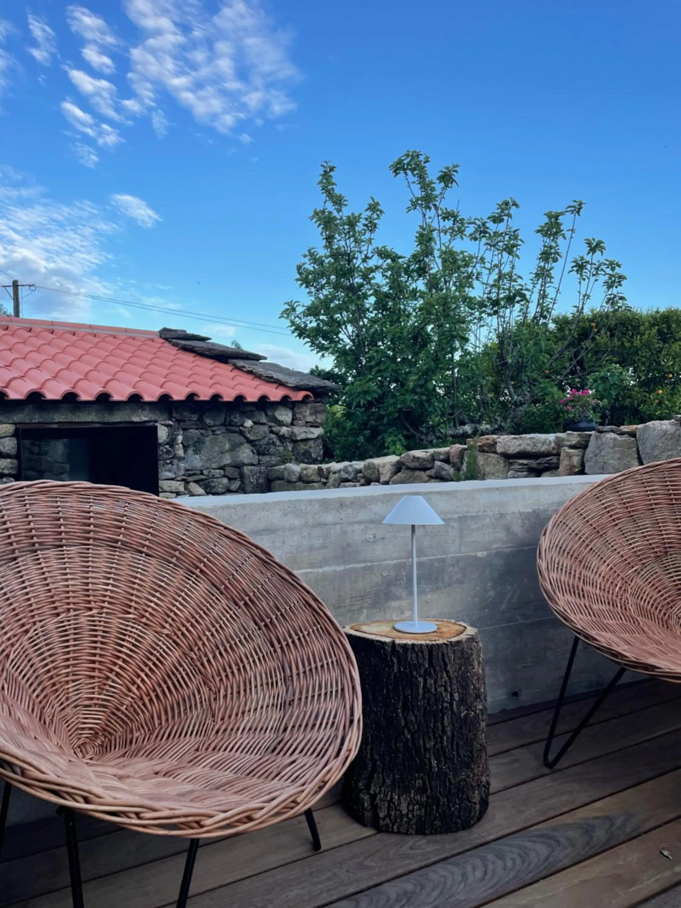 Patio in Cerquido by NHôme