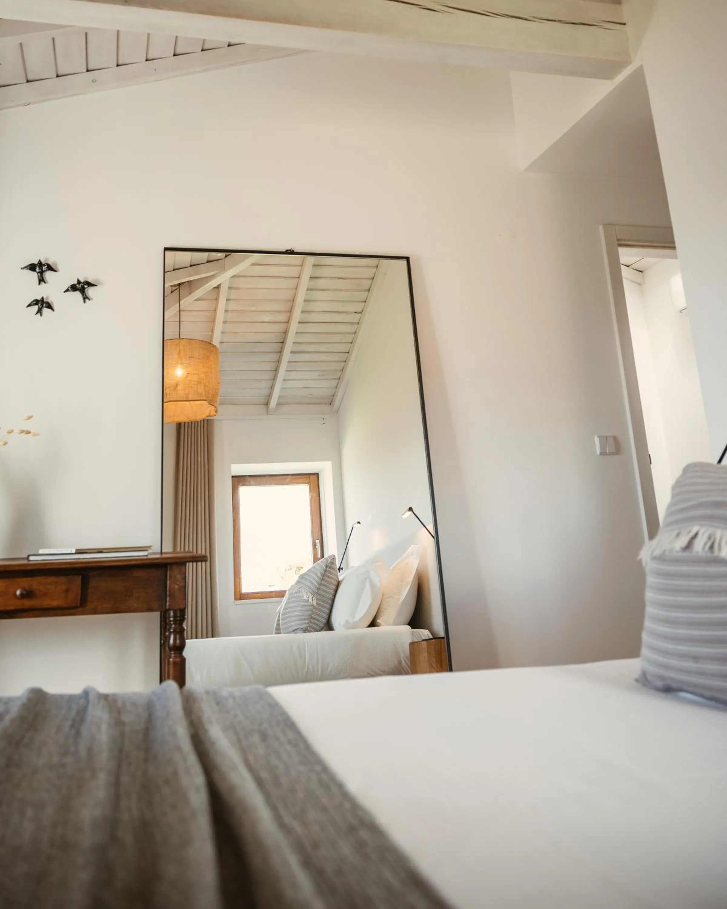 Photo of the whole room, Bed in Cerquido by NHôme