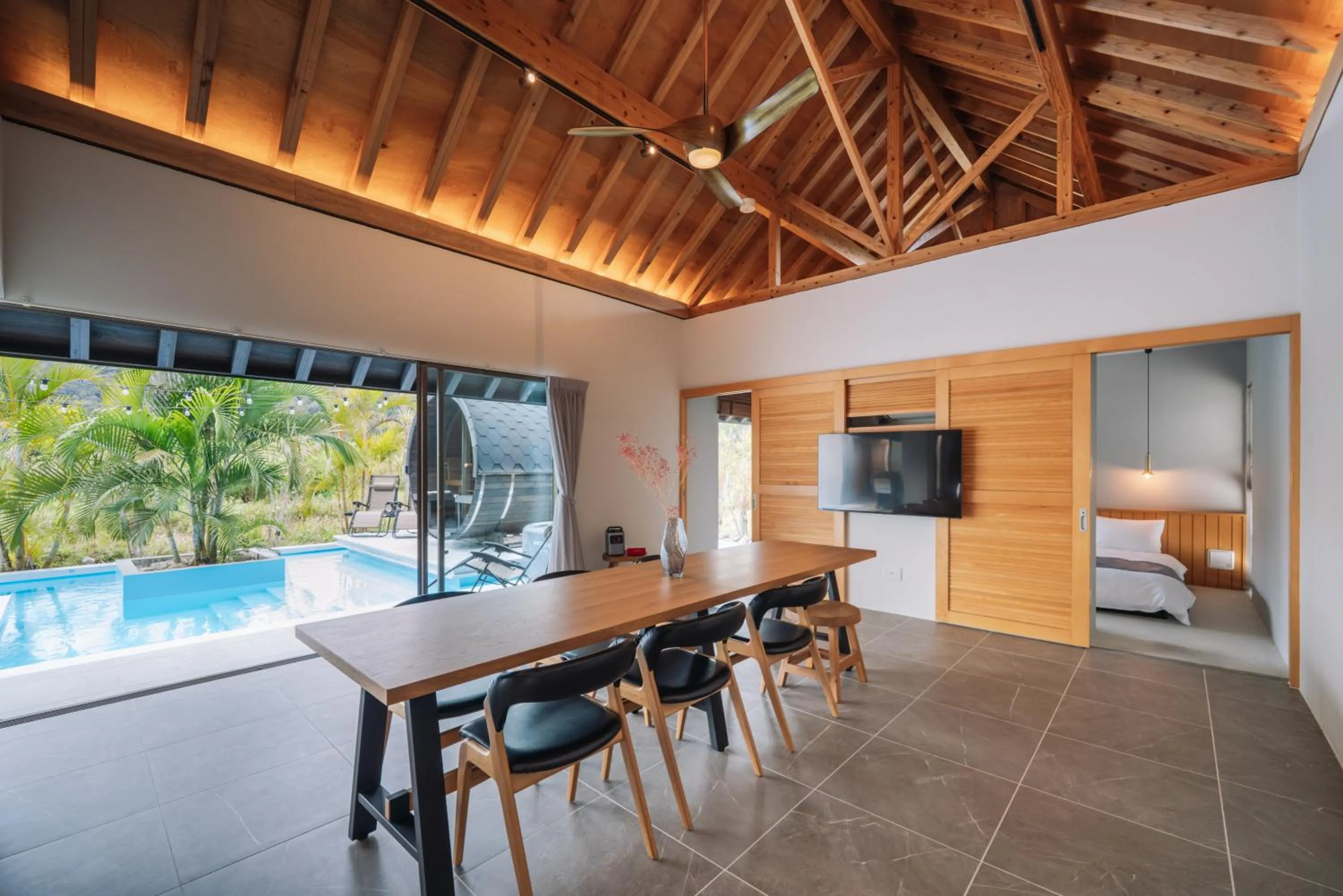 Reflexion Villas GLANZ by Relapool