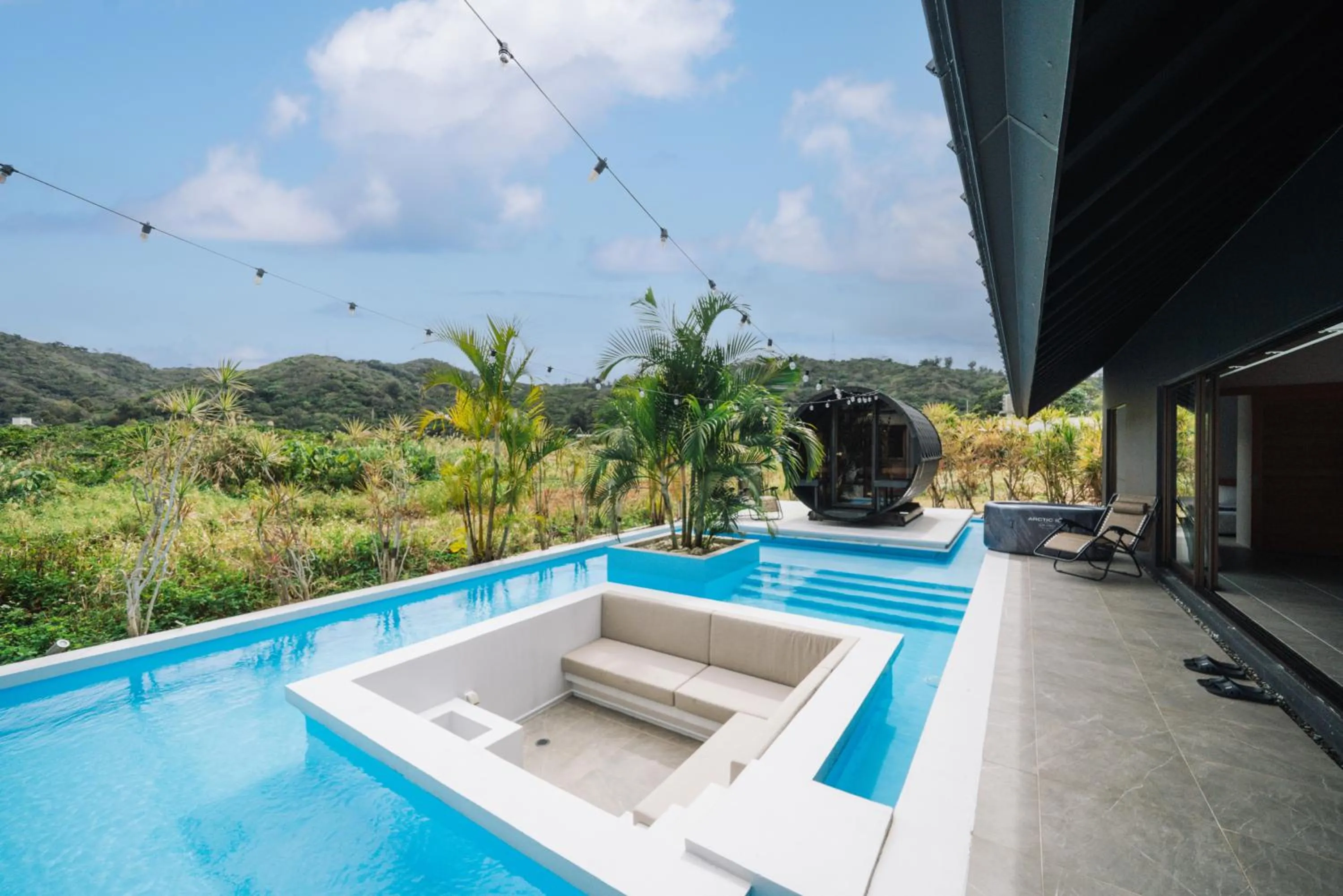 Superior Villa in Reflexion Villas GLANZ by Relapool