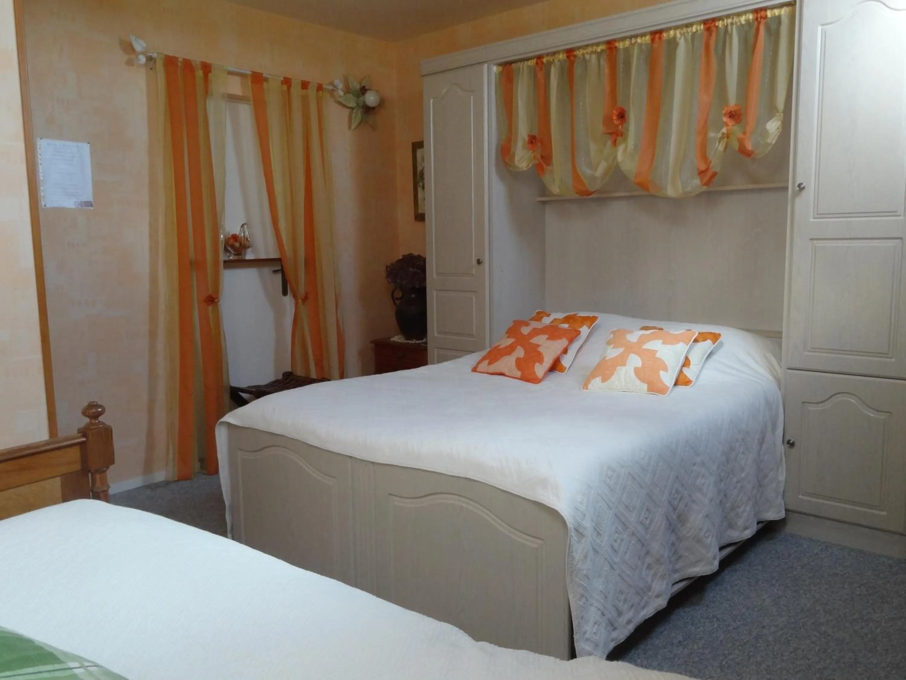 Decorative detail, Bed in Le Franquevillette