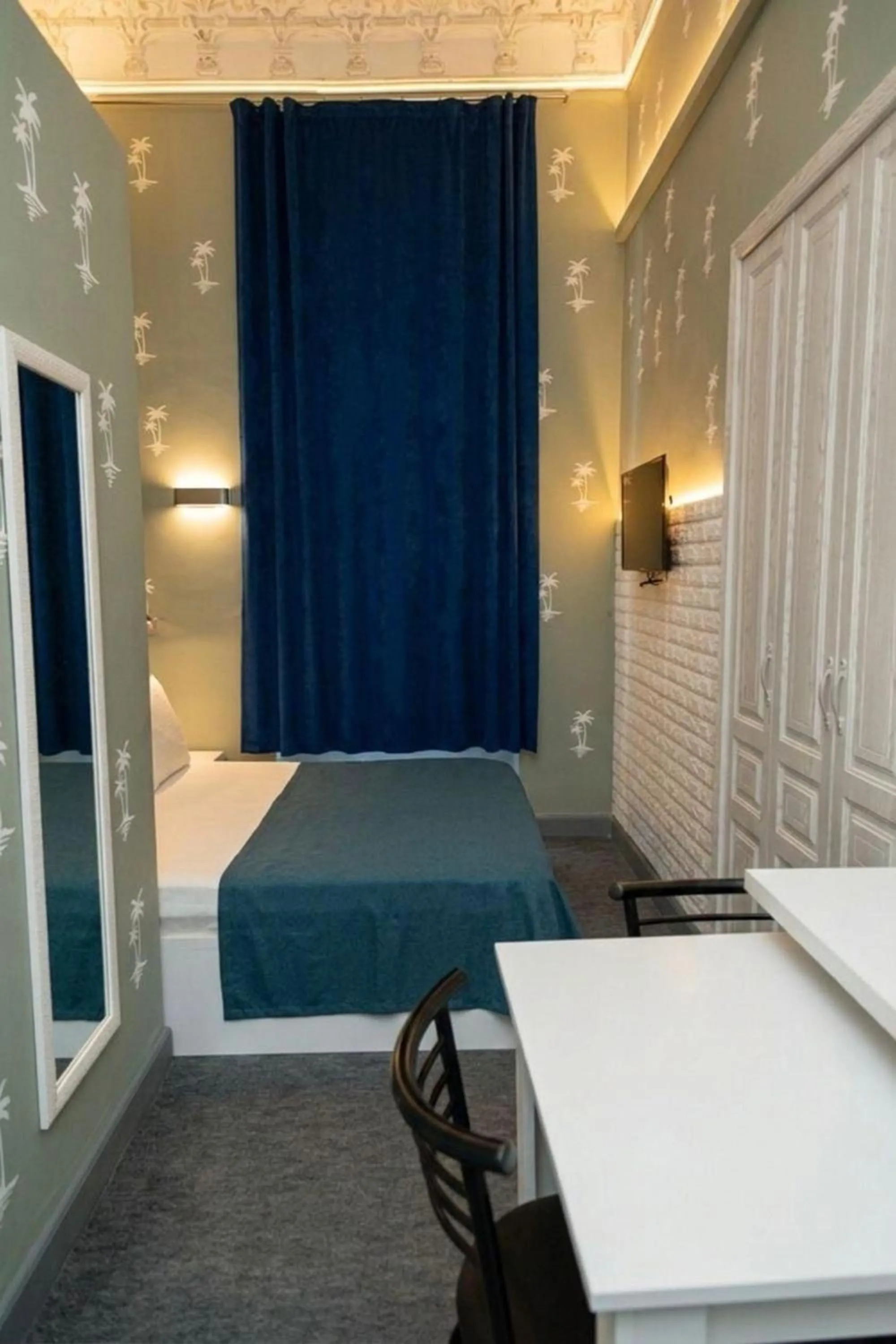 Photo of the whole room in Citadel Boutique Hotel