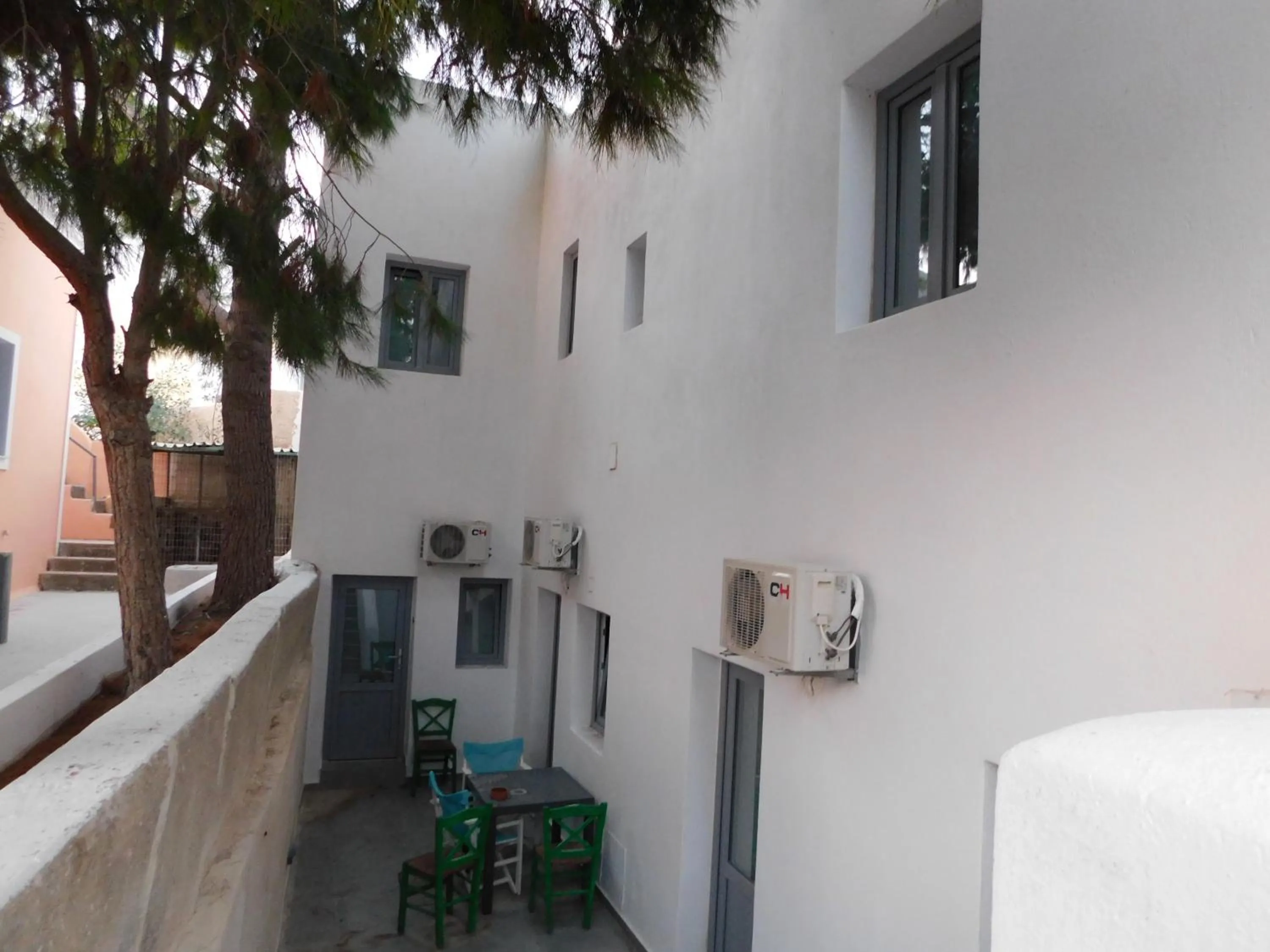 Aegean Studios Perissa