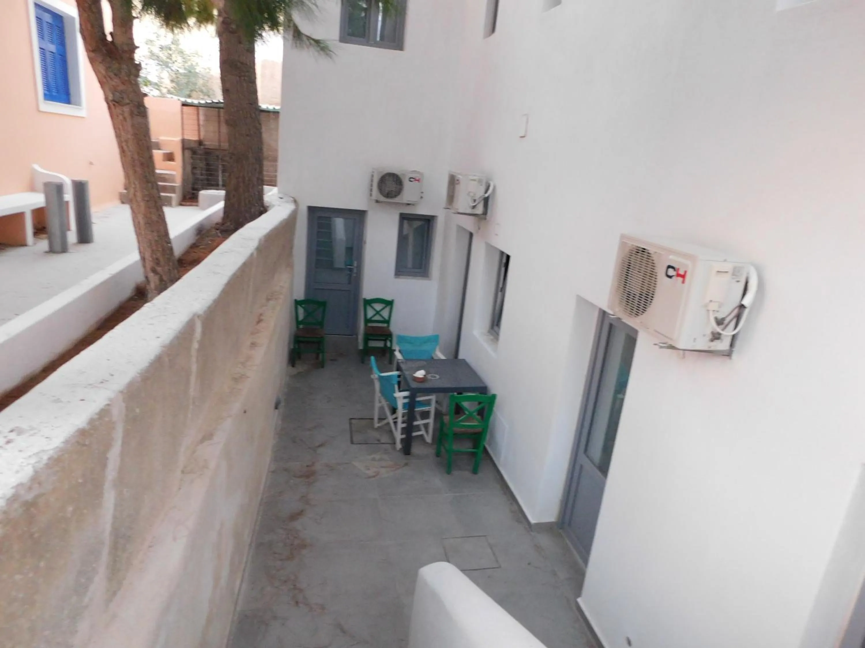 Aegean Studios Perissa