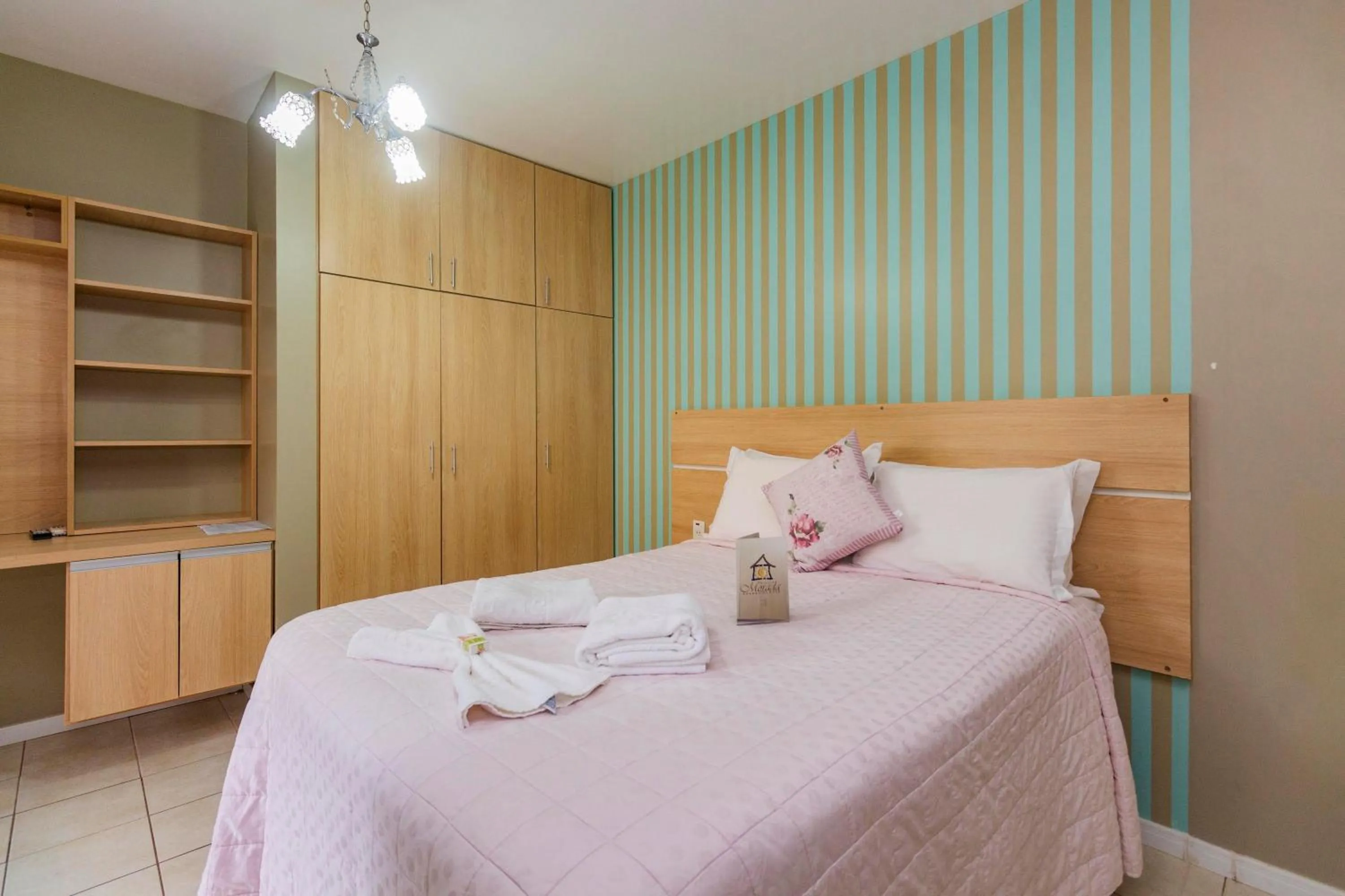 Swimming pool, Bed in Hotel Morada Del Este