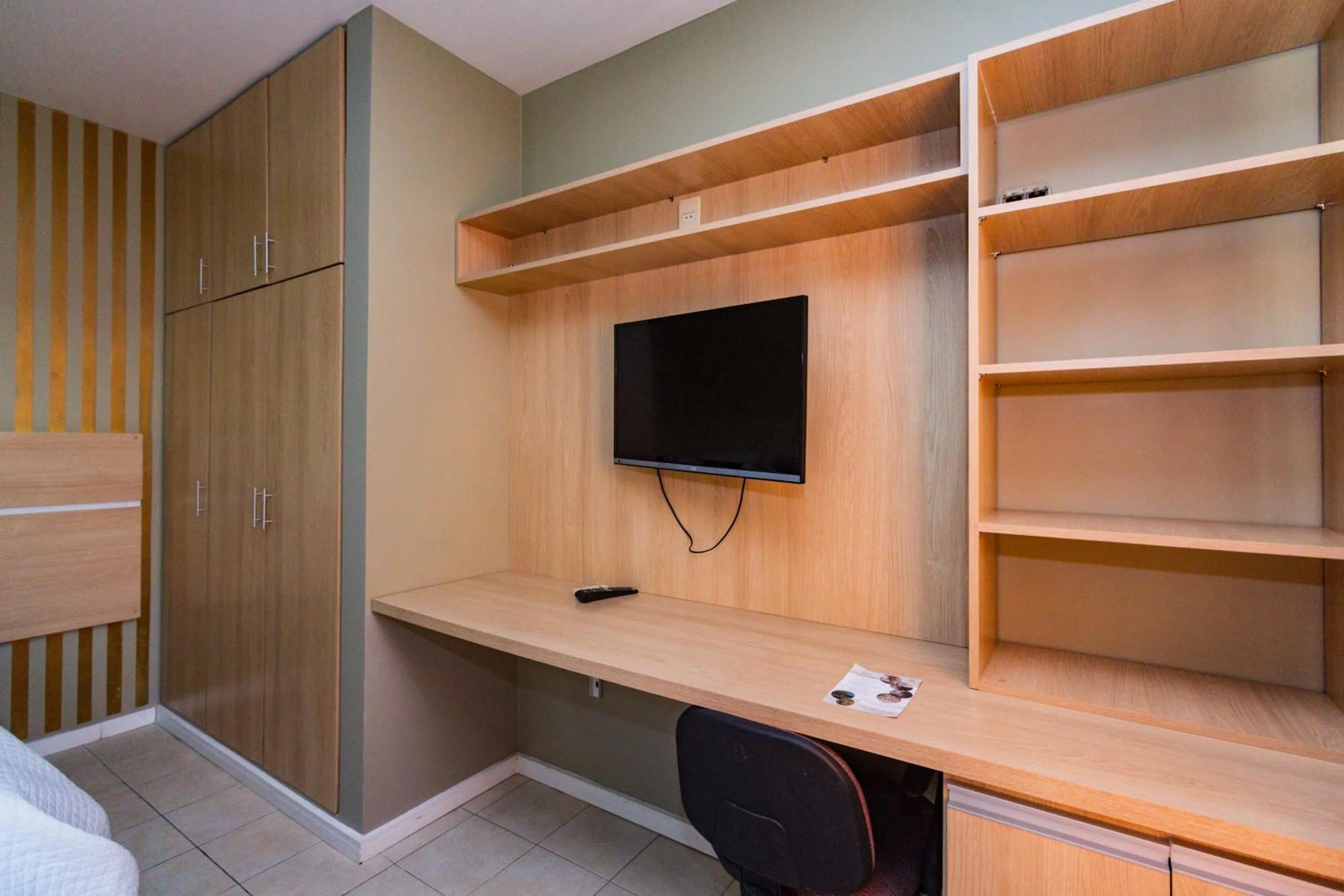 Swimming pool, Bed in Hotel Morada Del Este