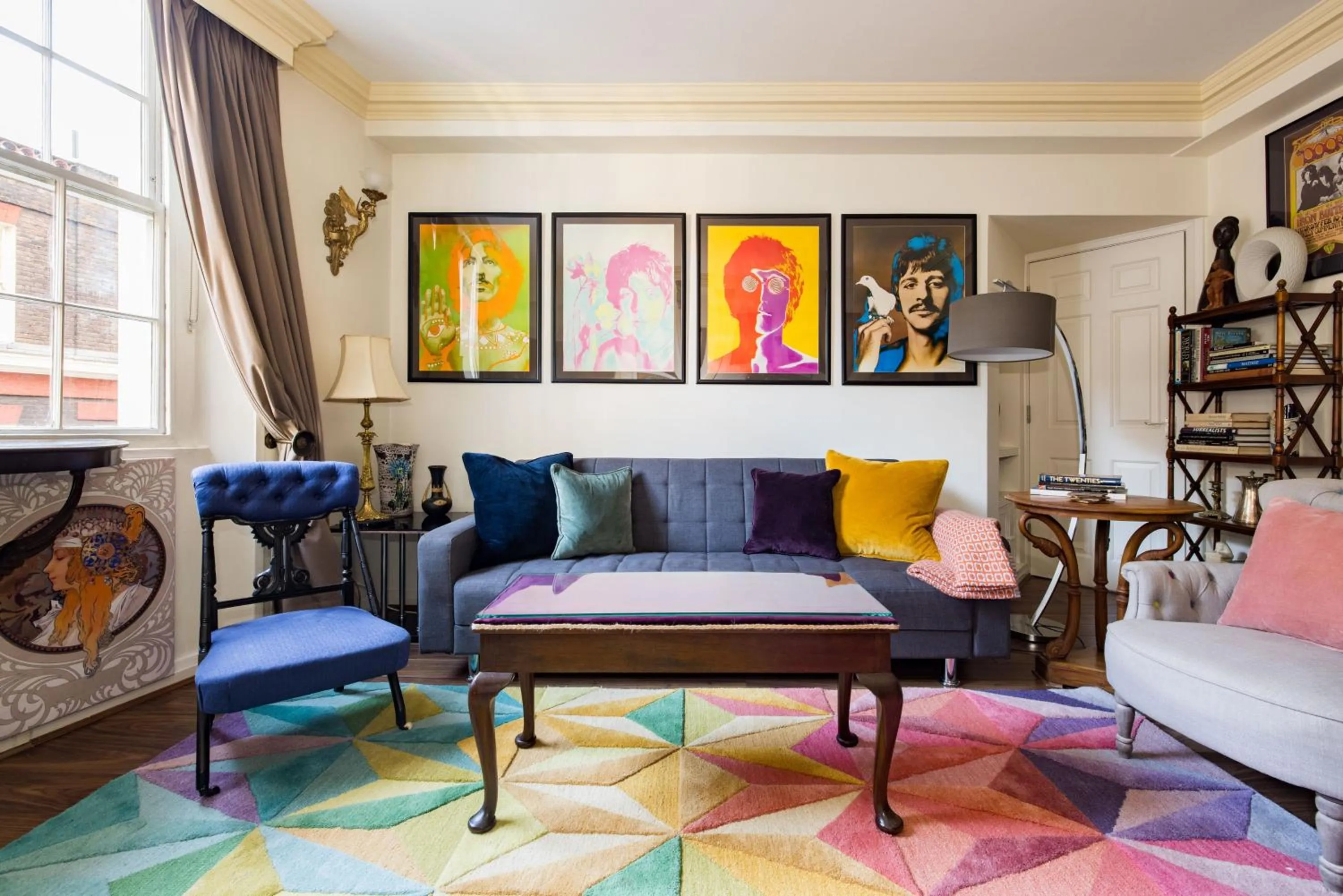 Mayfair 3-Bed 5-Guest Berkeley Square 1729 House
