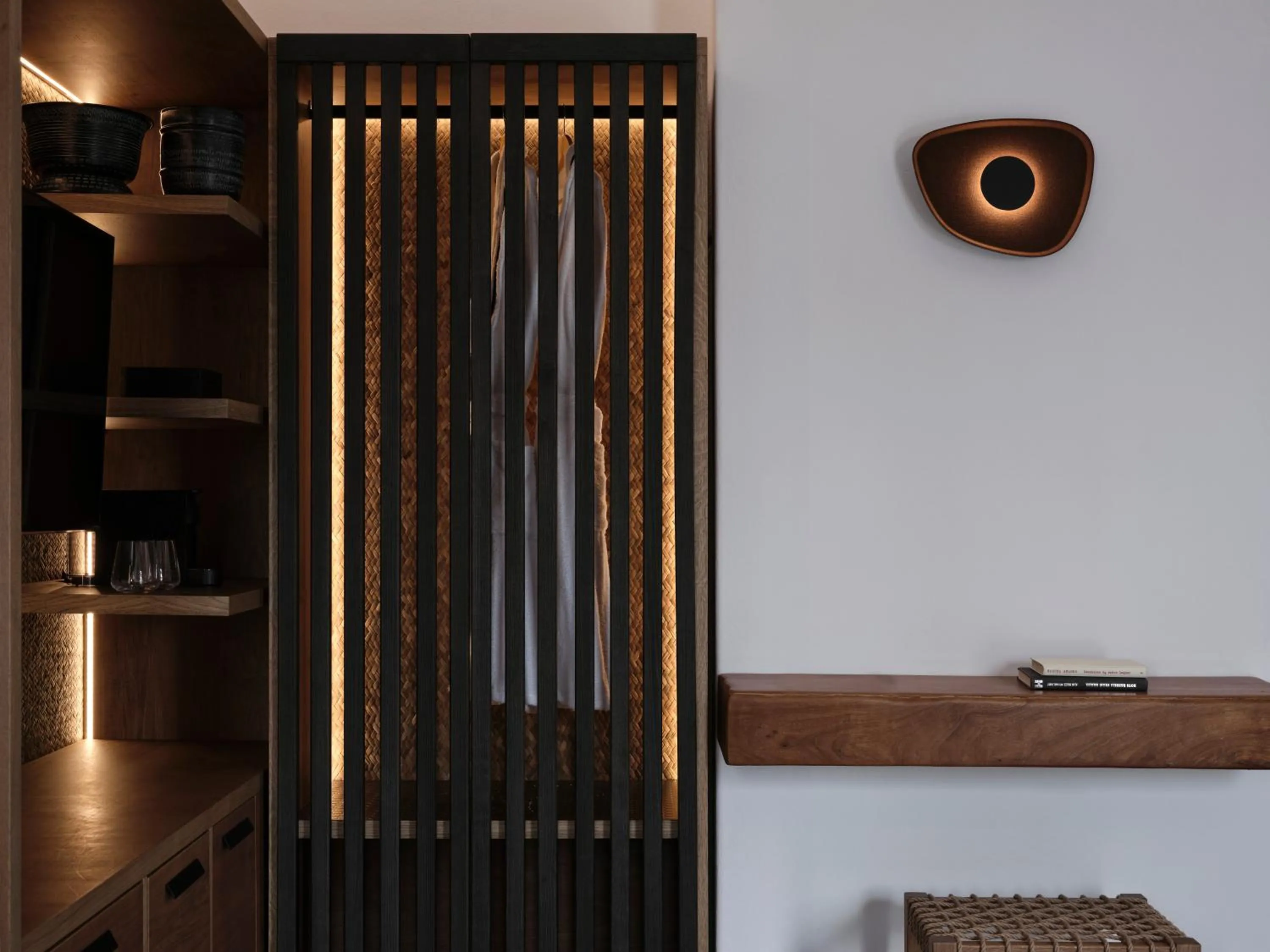 wardrobe in Kalea Mykonos