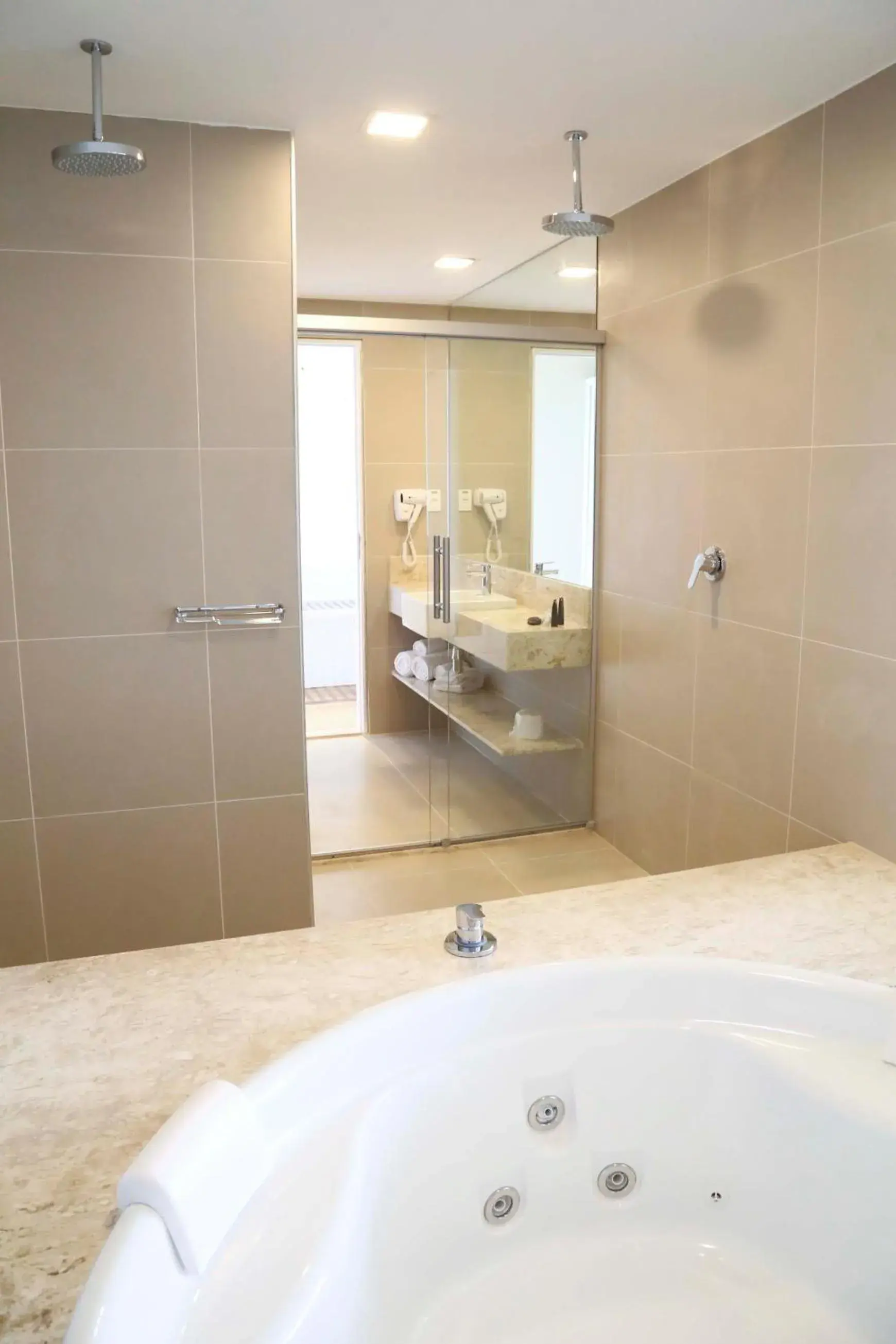 Duplex Suite - single occupancy in Vitória Hotel Convention Paulínia Duplex Suite - single occupancy in Vitória Hotel Convention Paulínia