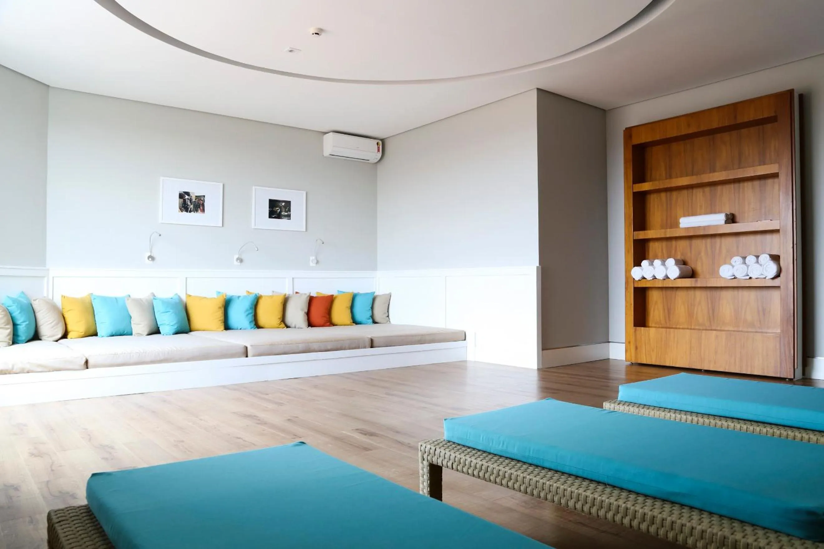 Communal lounge/ TV room in Vitória Hotel Convention Paulínia