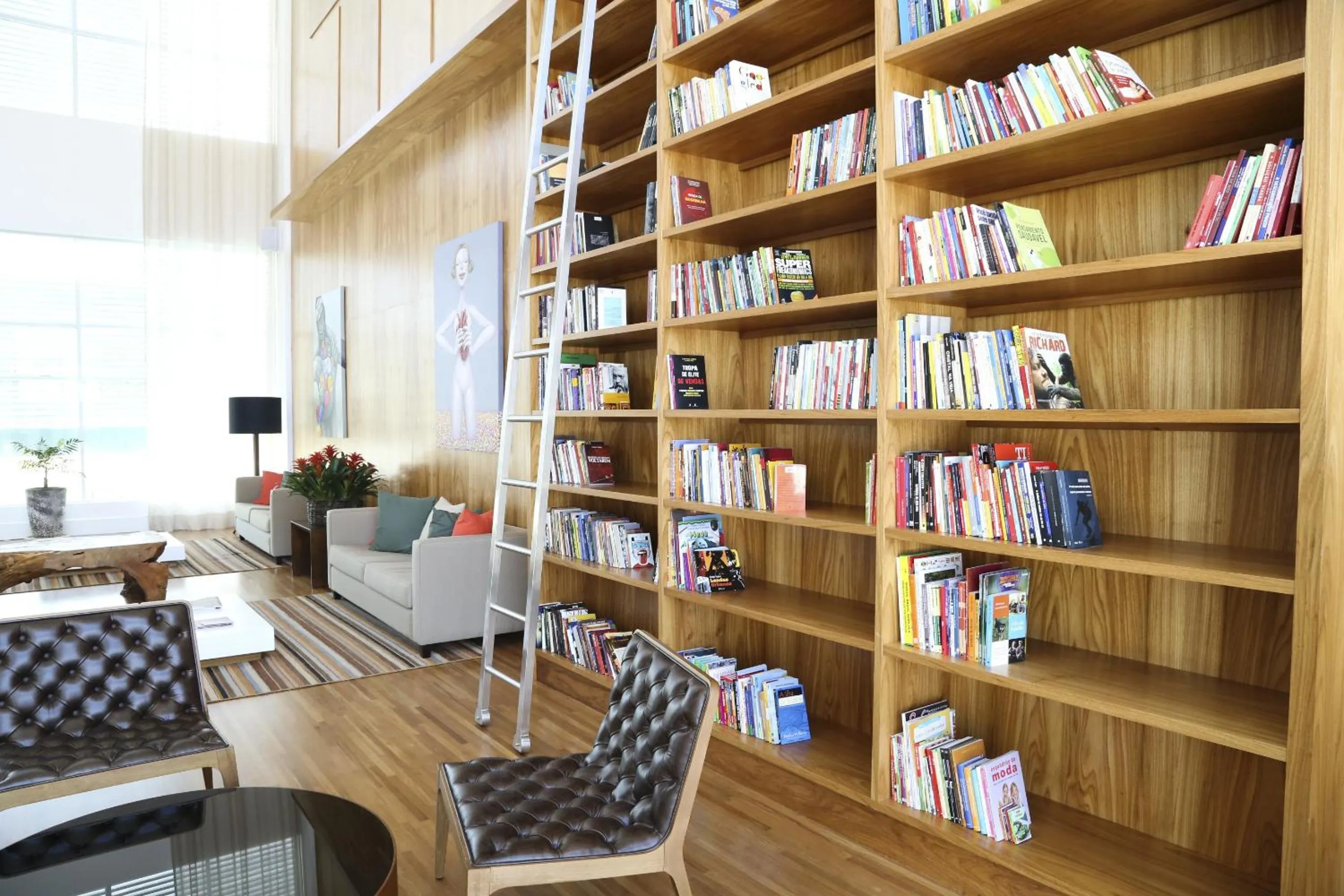 Library in Vitória Hotel Convention Paulínia