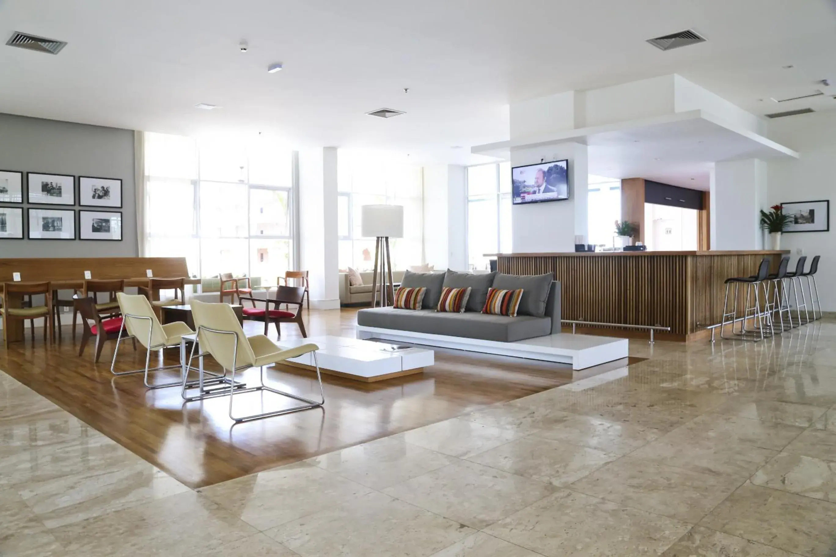 Lobby or reception in Vitória Hotel Convention Paulínia Lobby or reception in Vitória Hotel Convention Paulínia