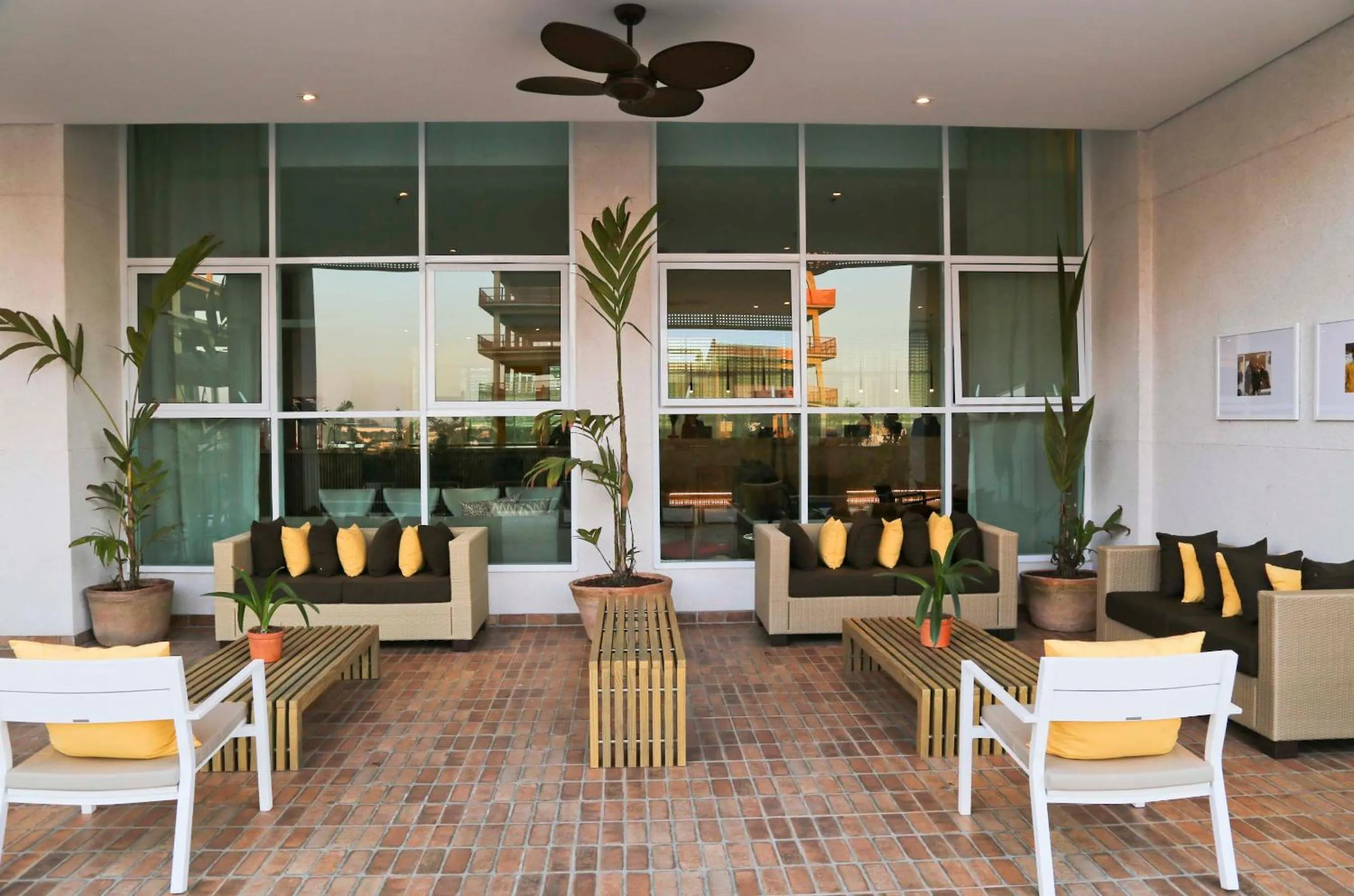 Communal lounge/ TV room in Vitória Hotel Convention Paulínia