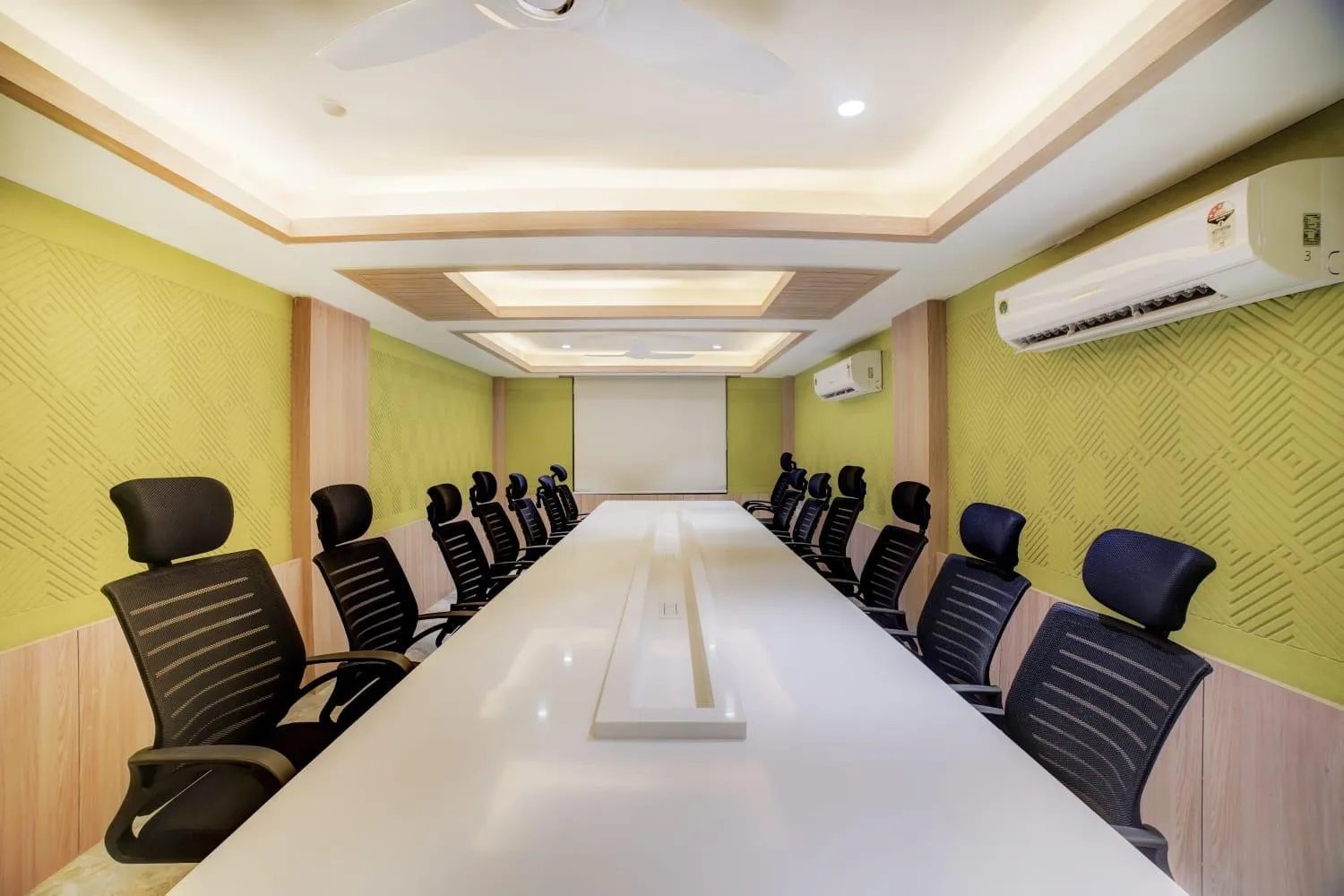 Meeting/conference room in Madhuram Business Hotel