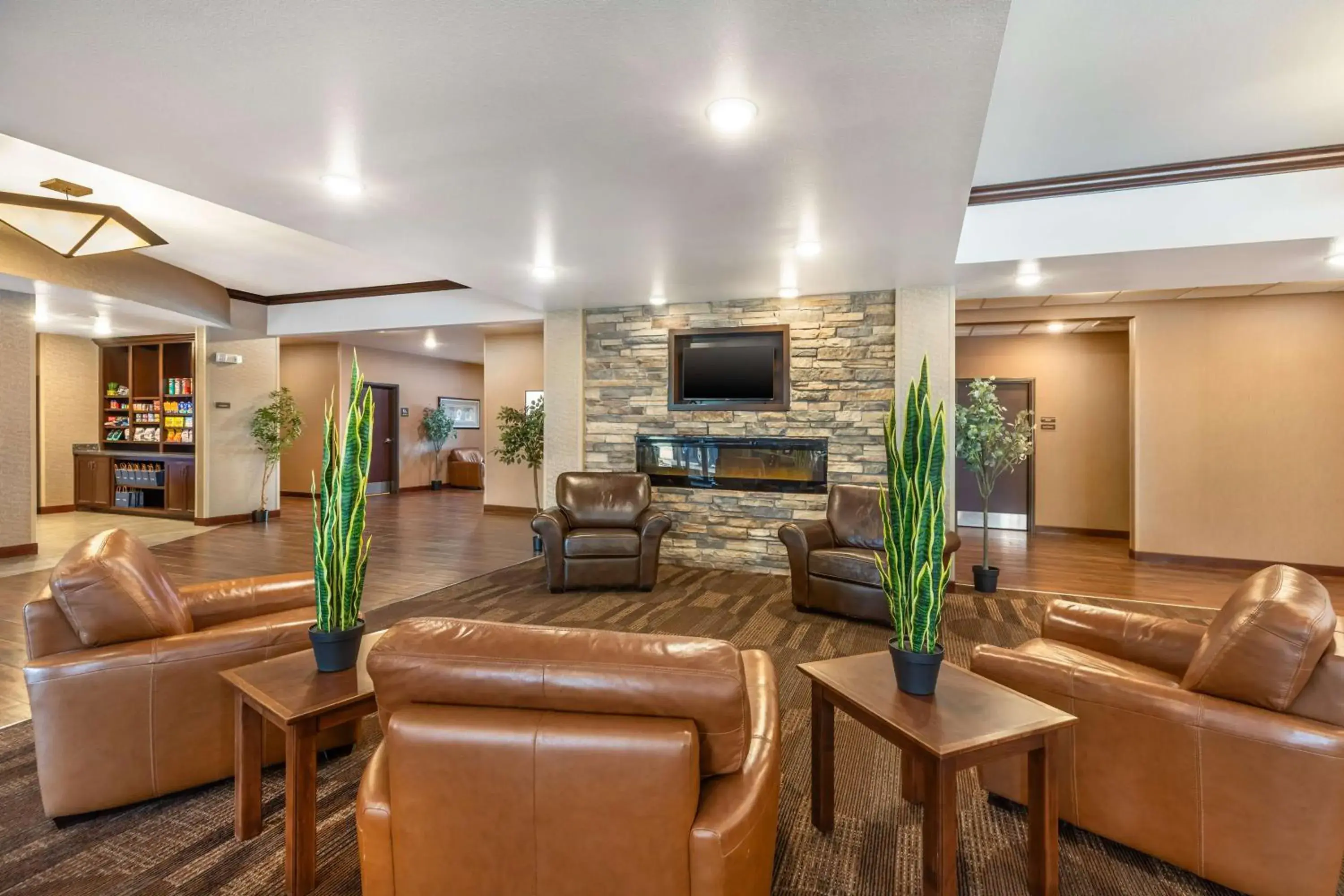 Lobby or reception in Best Western PLUS Casper Inn & Suites Lobby or reception in Best Western PLUS Casper Inn & Suites