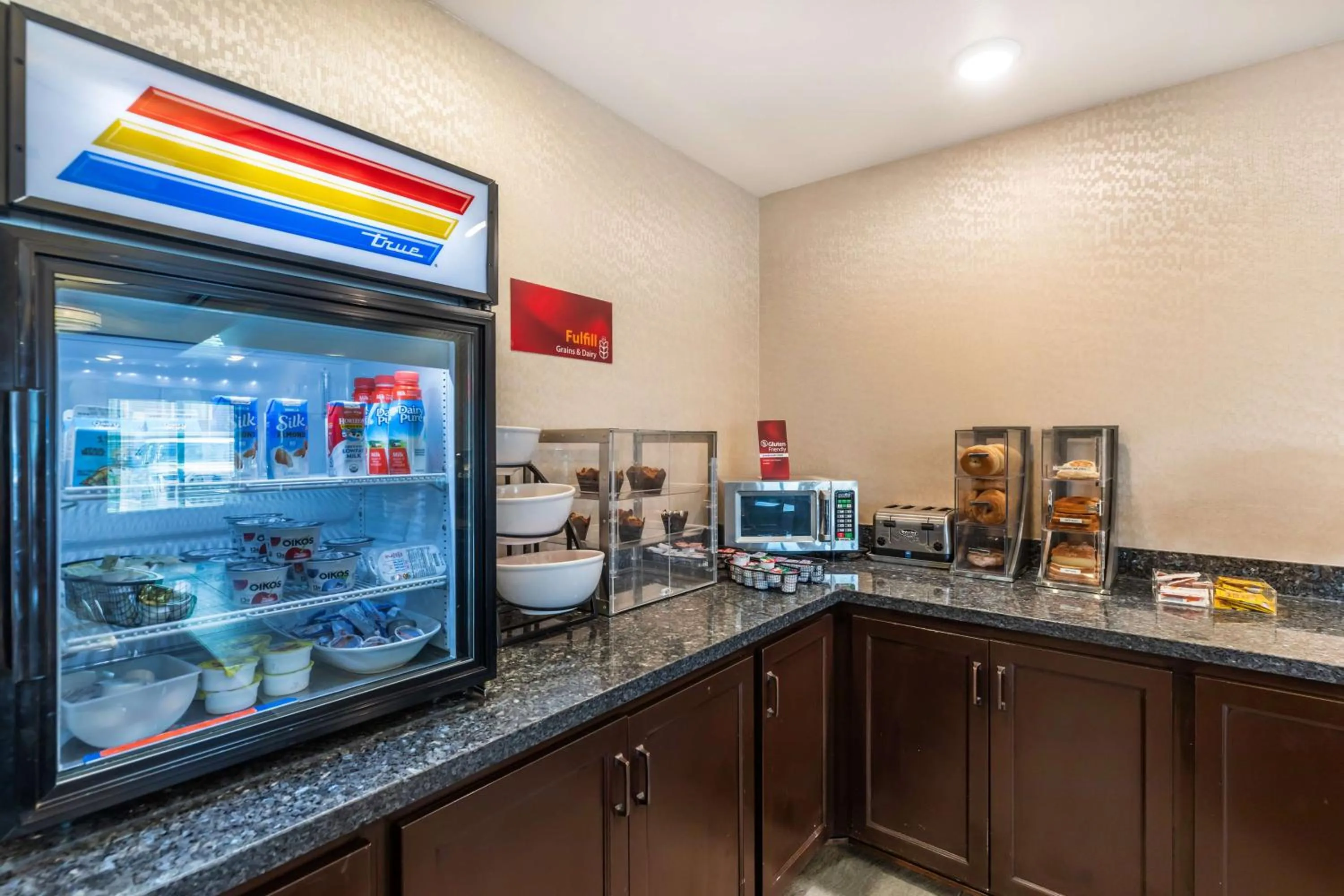 Breakfast in Best Western PLUS Casper Inn & Suites