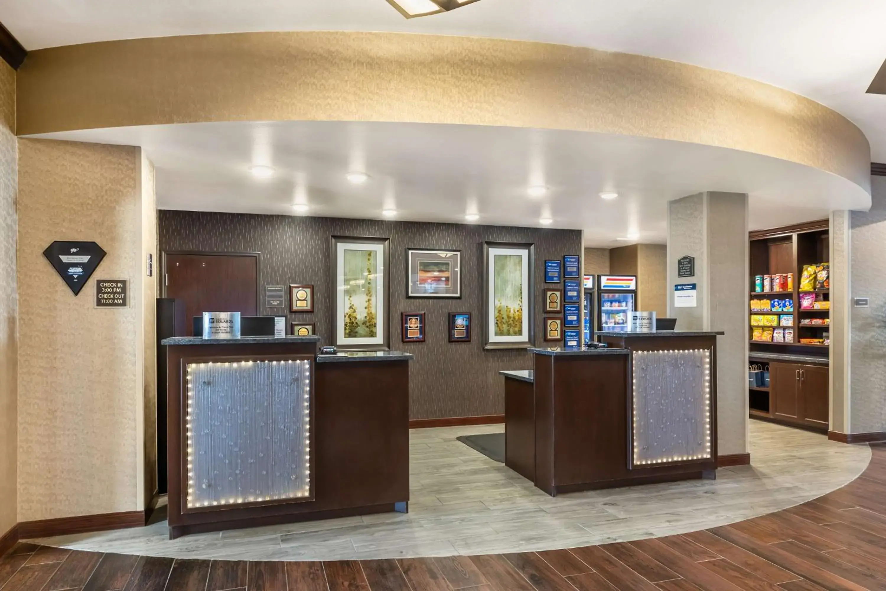 Lobby or reception in Best Western PLUS Casper Inn & Suites Lobby or reception in Best Western PLUS Casper Inn & Suites